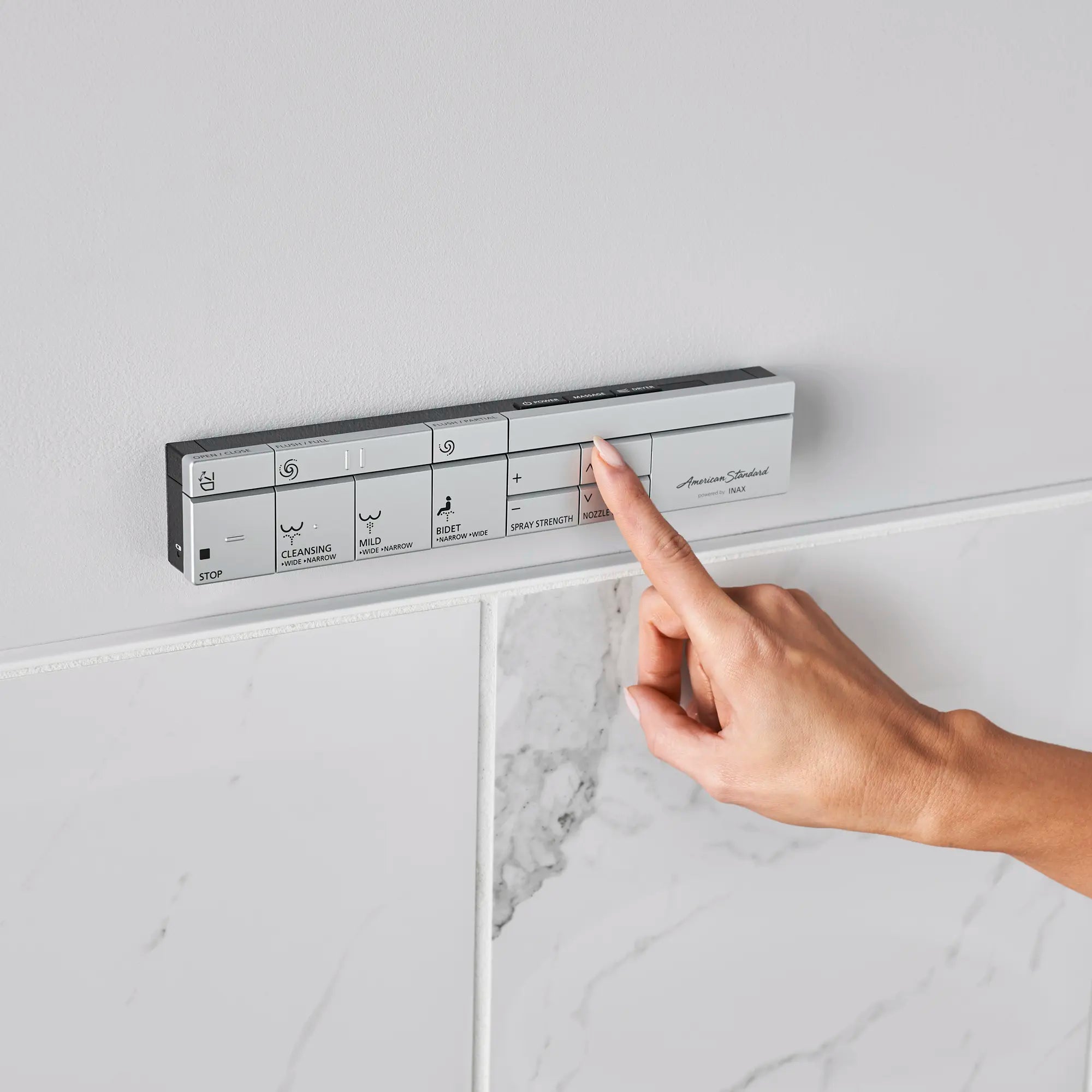 Toilette SpaLet® Advanced Clean 100 à chasse double, 4,9 Lpc (1,32 gpc) et 3,4 Lpc (0,92 gpc / // BLANC ALBÂTRE // 102963_L-7602632000200A_3_CDNwebp.webp