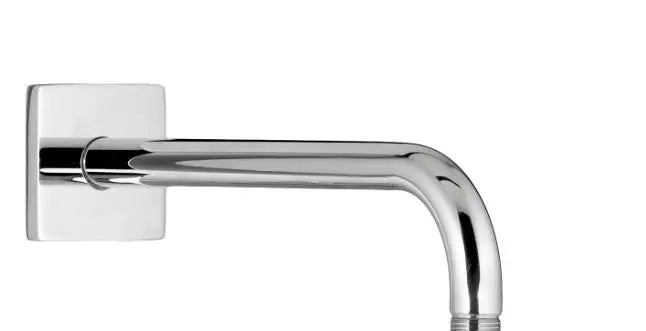 Bras de douche fixe de 18 po à angle droit pour montage mural avec cache carrée // CHROME POLI // 135003_Image_1660187_002_18inch_square_shower_arm_0_CDNwebp.webp
