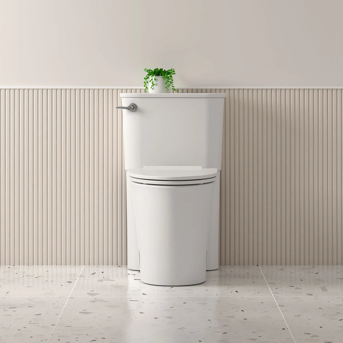 Toilette Studio® S à jupe, 2 pièces, 1,28 gpc/4,8 lpc, à cuvette allongée à hauteur de chaise avec siège // BLANC // 169570_B-226AA104.020_1_0_CDNwebp_091845c5-97c6-4b89-86d5-11c9cfe2e103.webp