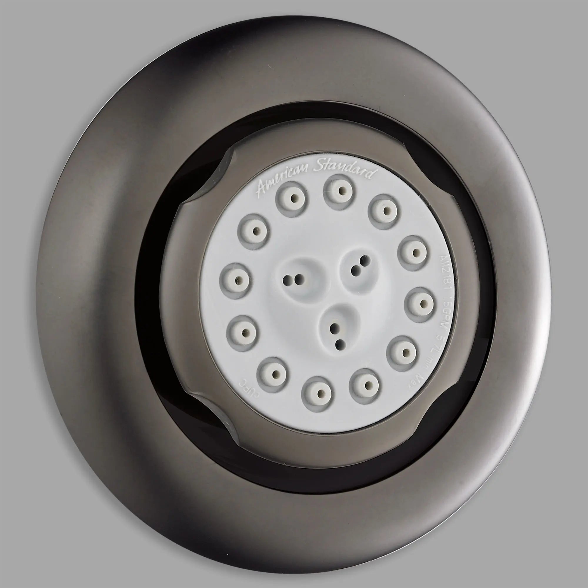 Extenseur de jet rond pour le corps // OIL RUBBED BRONZE // 169949_P-1660130224_0_CDNwebp.webp