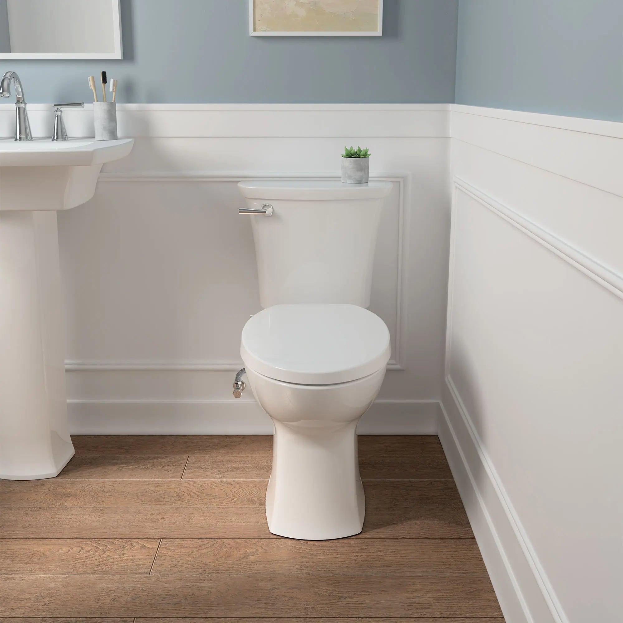 Siège de bidet non électrique SpaLet® AquaWash® 1.0 à fonctionnement manuel // BLANC // 174457_B-765AA701020_1_0_CDNwebp_3ccd2d74-ee48-4d24-ac69-beb8a9d7f63d.webp