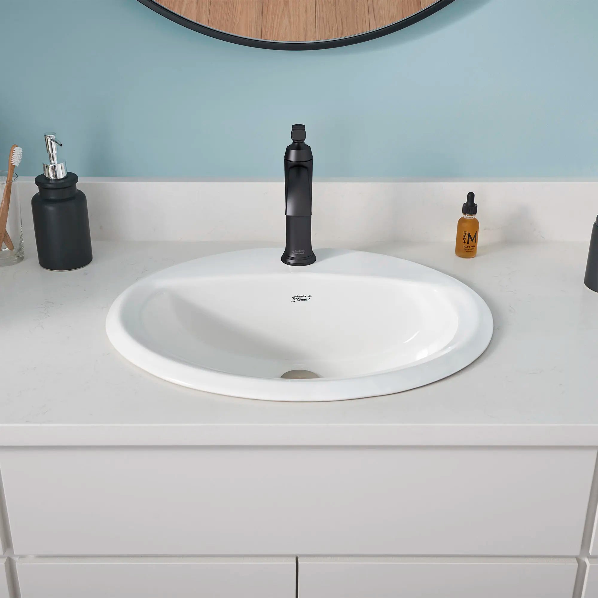 Robinet de salle de bain à poignée unique pour lavabo monotrou Glenmere 1,2 gpm/4,5 l/min avec poignée à levier // NOIR MAT // 174460_B-7617107.243_0_CDNwebp.webp