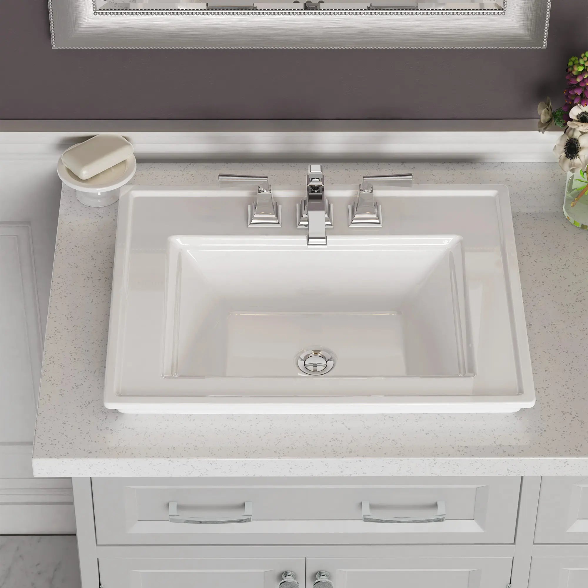 Lavabo à encastrer Town Square® S - trous de robinet sur centres de 4 po (102 mm) // 4 IN CENTERSET / BLANC // 175376_B-1203004020_7455801002_1_0_CDNwebp.webp