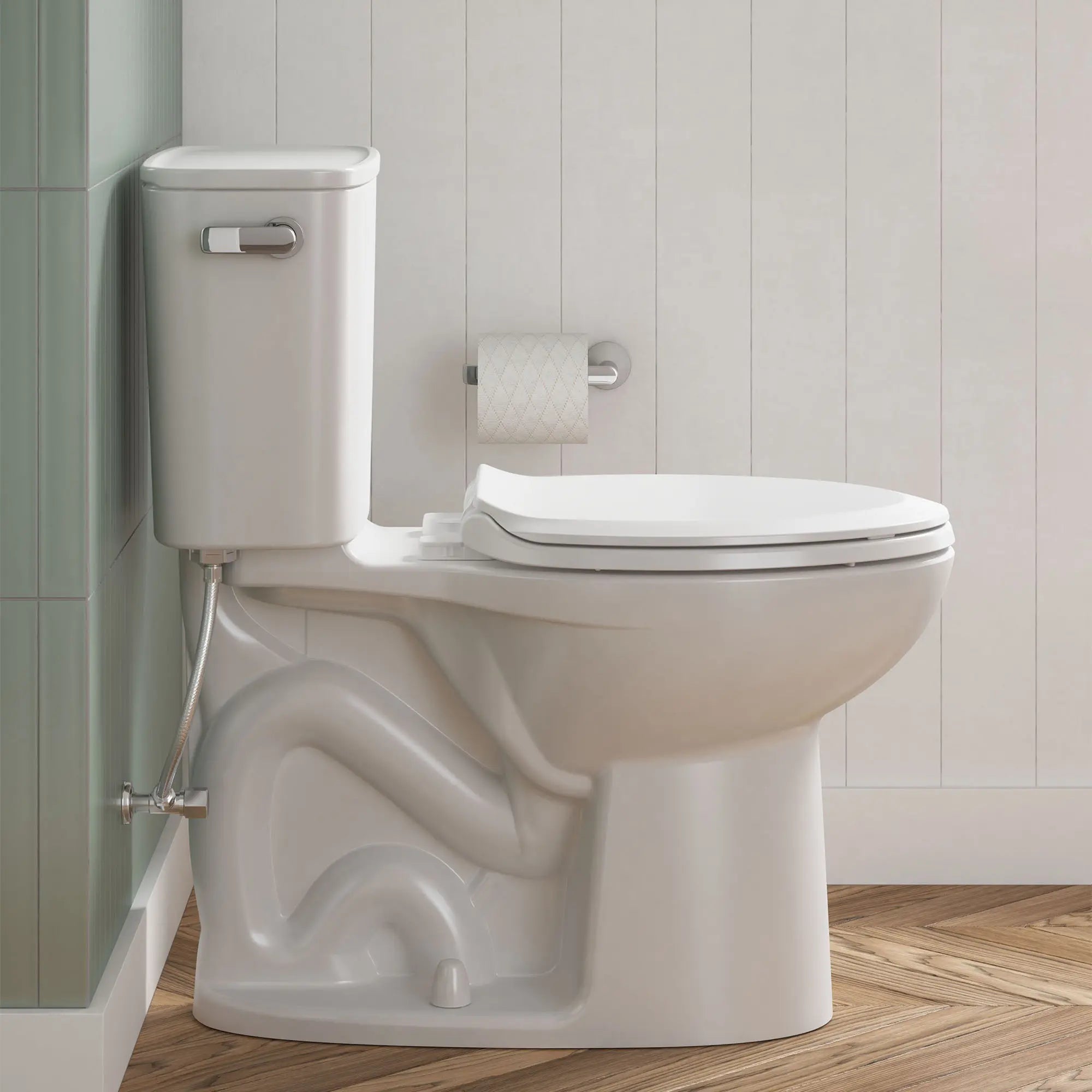 Aspirations - toilette EcoStrength allongée à hauteur de chaise, deux pièces, 0,80 gpc/3,0 Lpc, sans siège // BLANC // 176982_Aspirations_EnvironmentCloseUp_250AA809.020-7061230.002_0003_Sept2023_0_CDNwebp.webp