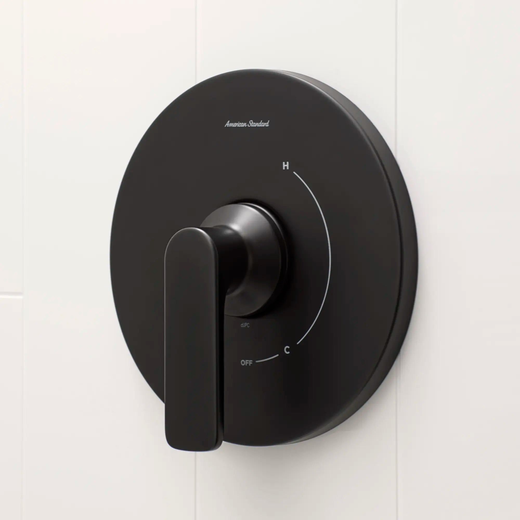 Aspirations - garniture de robinet à pression équilibrée à double fonction avec cartouche à pression équilibrée à double céramique et poignée à levier // VALVE ONLY / NOIR MAT // 231941_Aspirations_EnvironmentCloseUp_TU061500.243_0001_Nov2023_CDNwebp.webp