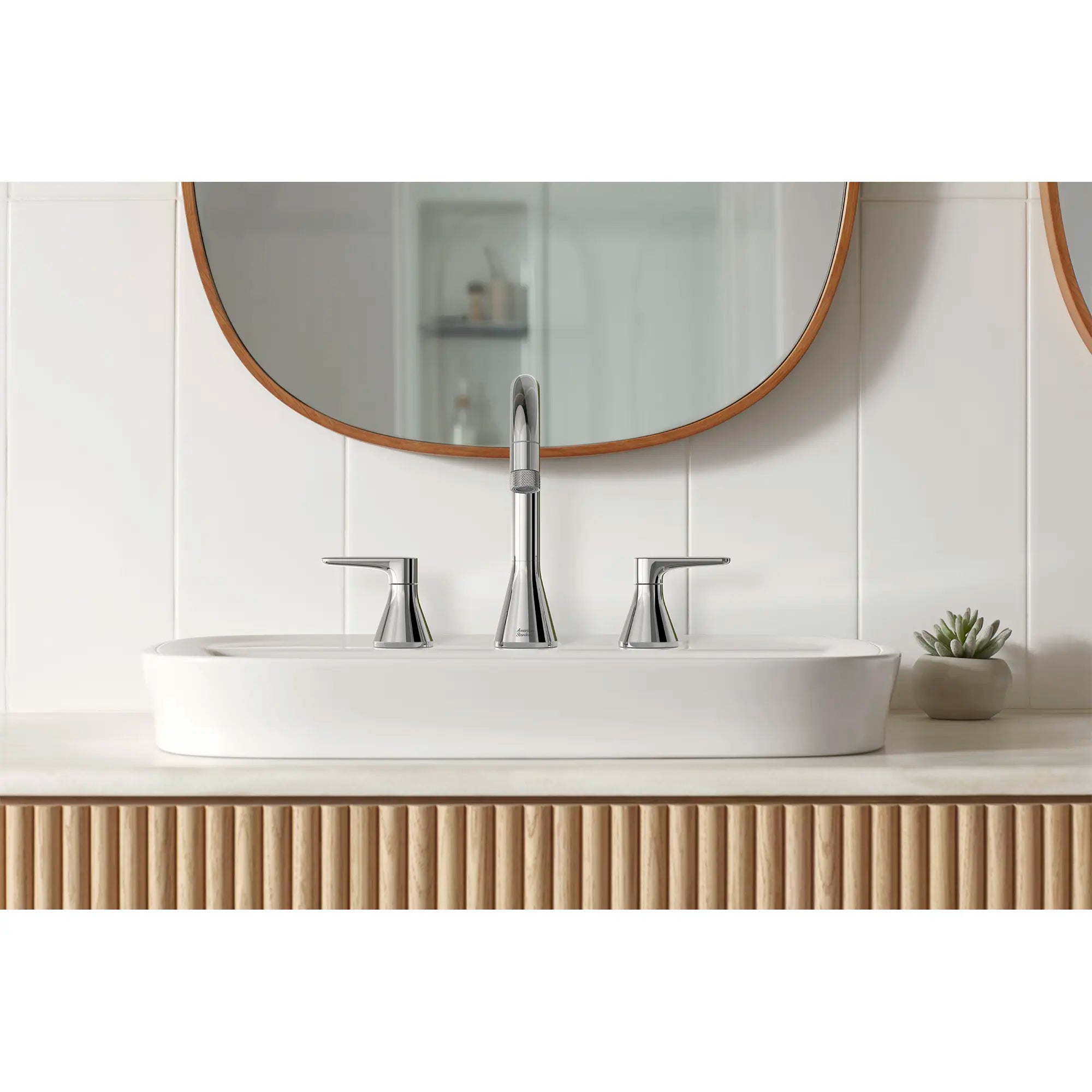 Aspirations - lavabo sur plan avec centres de 8 pouces // BLANC // 233886_Aspirations_EnvironmentCloseUp_7061821.002_1642008.020_0003_Nov2023_CDNwebp.webp