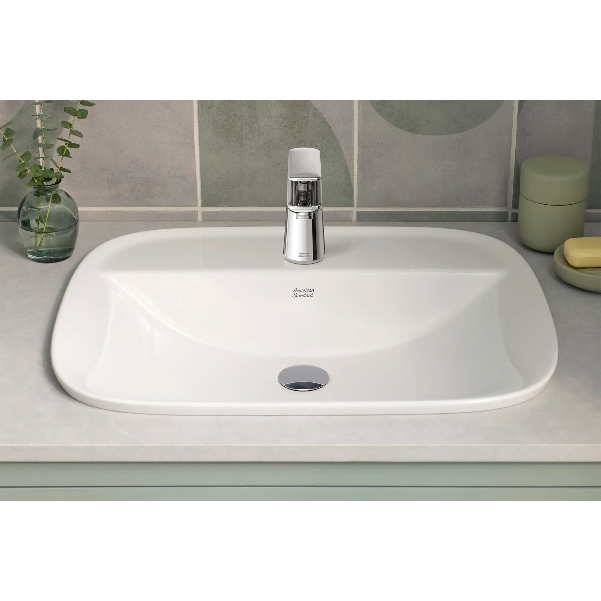 Aspirations - lavabo à encastrer avec trou central seulement // BLANC // 233902_Aspirations_EnvironmentCloseUp_7061101.002_1721001.020_0002_Nov2023_CDNwebp.webp