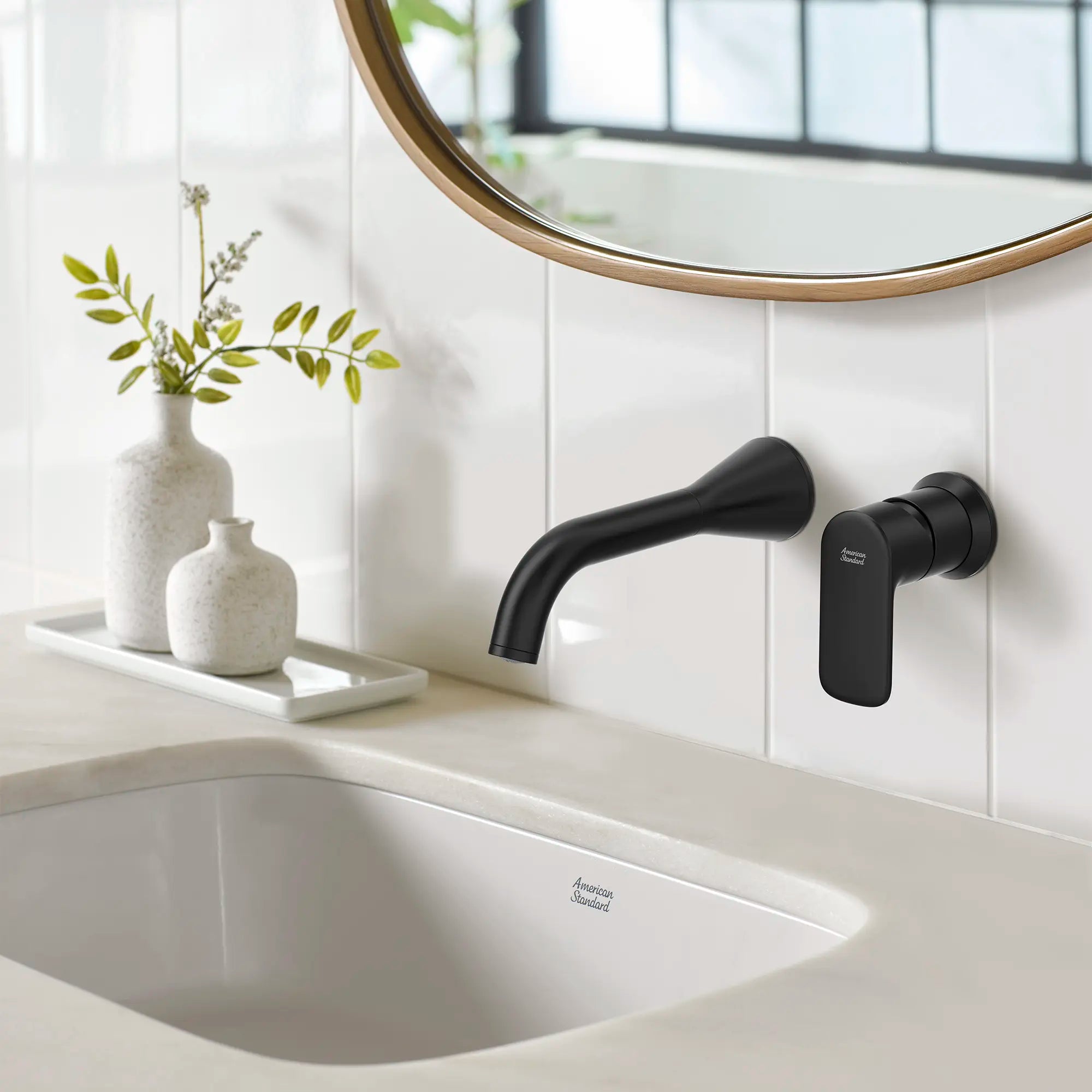 Aspirations - lavabo sous plan // BLANC // 233912_Aspirations_EnvironmentCloseUp_7061461.243_1607000.020_0001_Nov2023_CDNwebp.webp