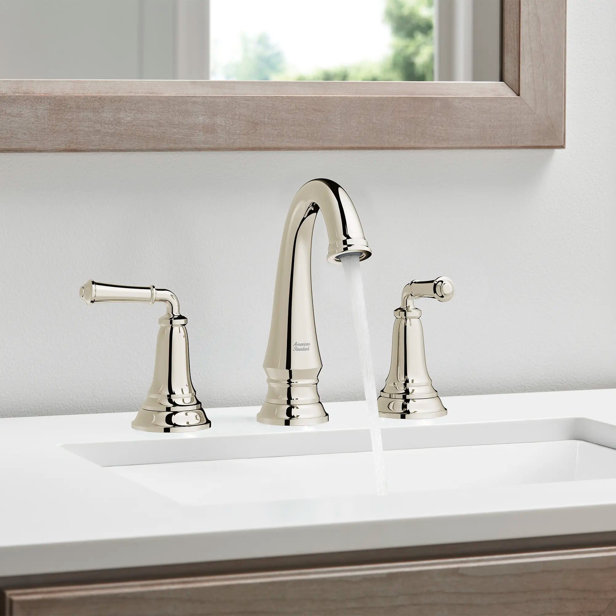 Delancey® - Robinet de salle de bain à 2 poignées espacées de 8 po 1,2 gpm/4,5 L/min avec poignées à levier // LEVER / NICKEL POLI // 238733_DELANCEY_EnvironmentCloseUp_7052807.013_0001_Jan2024_CDNwebp.webp