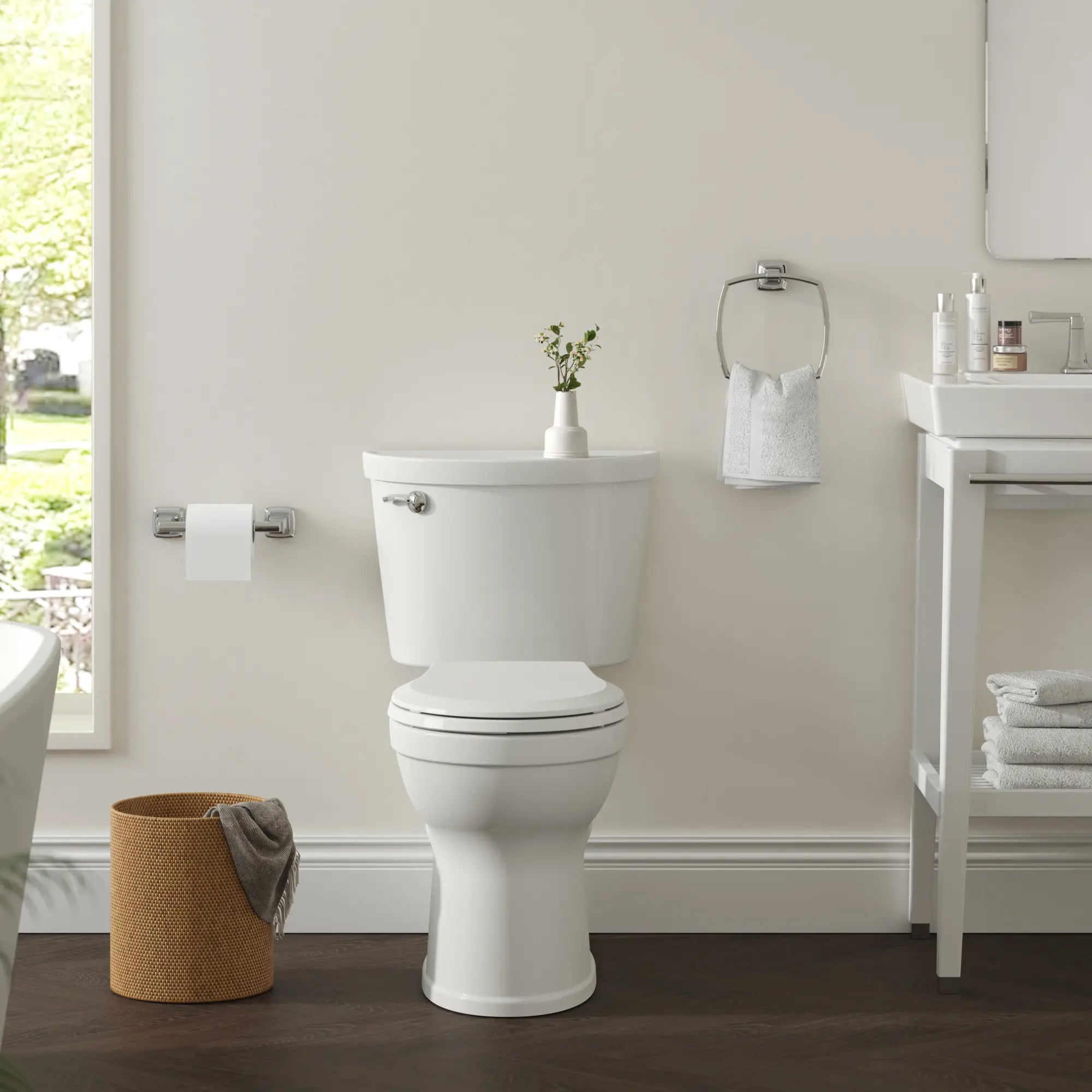 Réservoir Champion® PRO, 1,6 gpc/6,0 lpc, 12 po brut // BLANC // 245216_Champion_EnvironmentFull_610BA001.020_3195B101.020_4225A101.020_5503B00B.020_0328800.020_7353841.002_7353230.002_7353190.002_0001_MAY2024_CDNwebp.webp