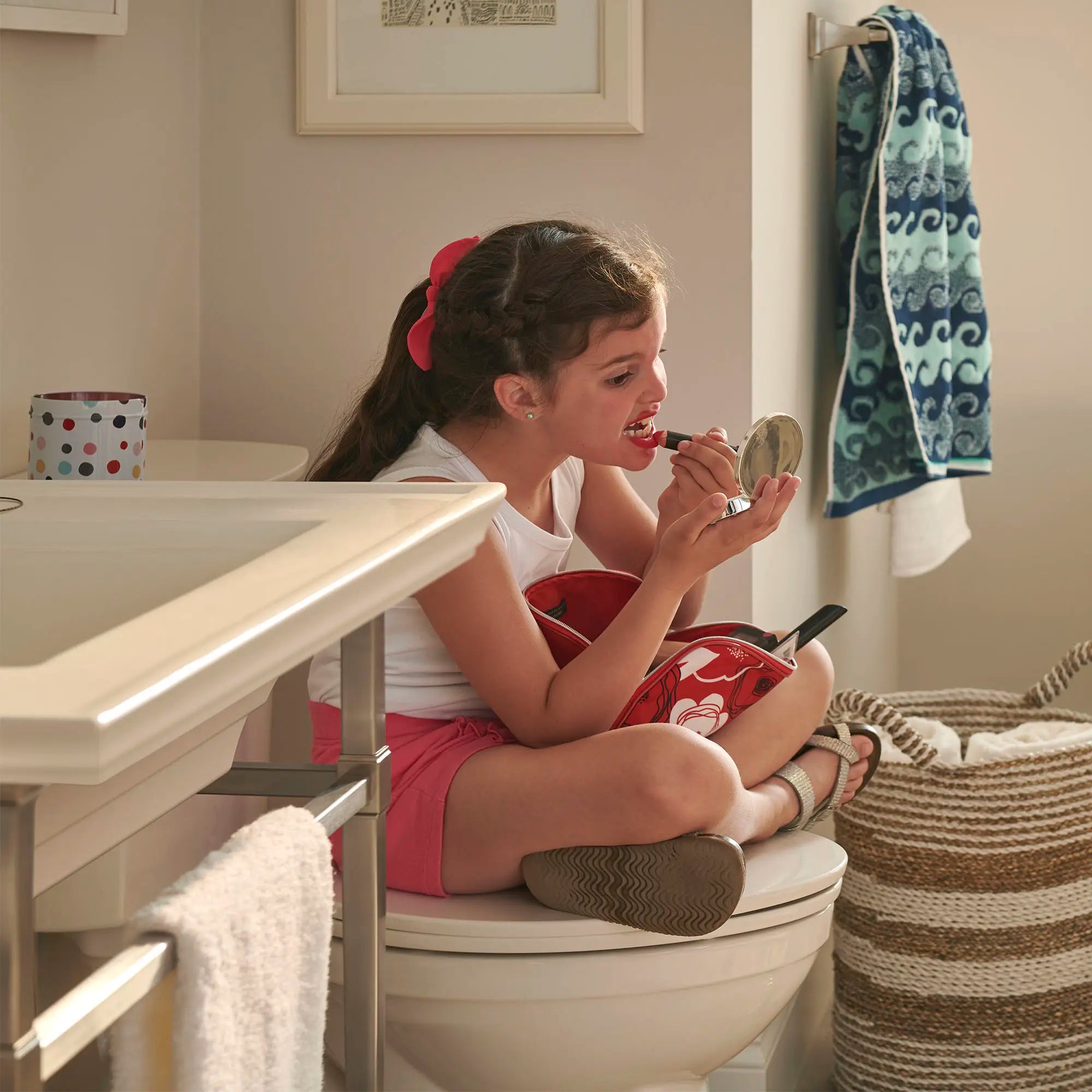 Lavabo sur colonne Town Square® S 8 po // BLANC // 259617_L-0297008020_8721000295_2851A104020_CDNwebp.webp