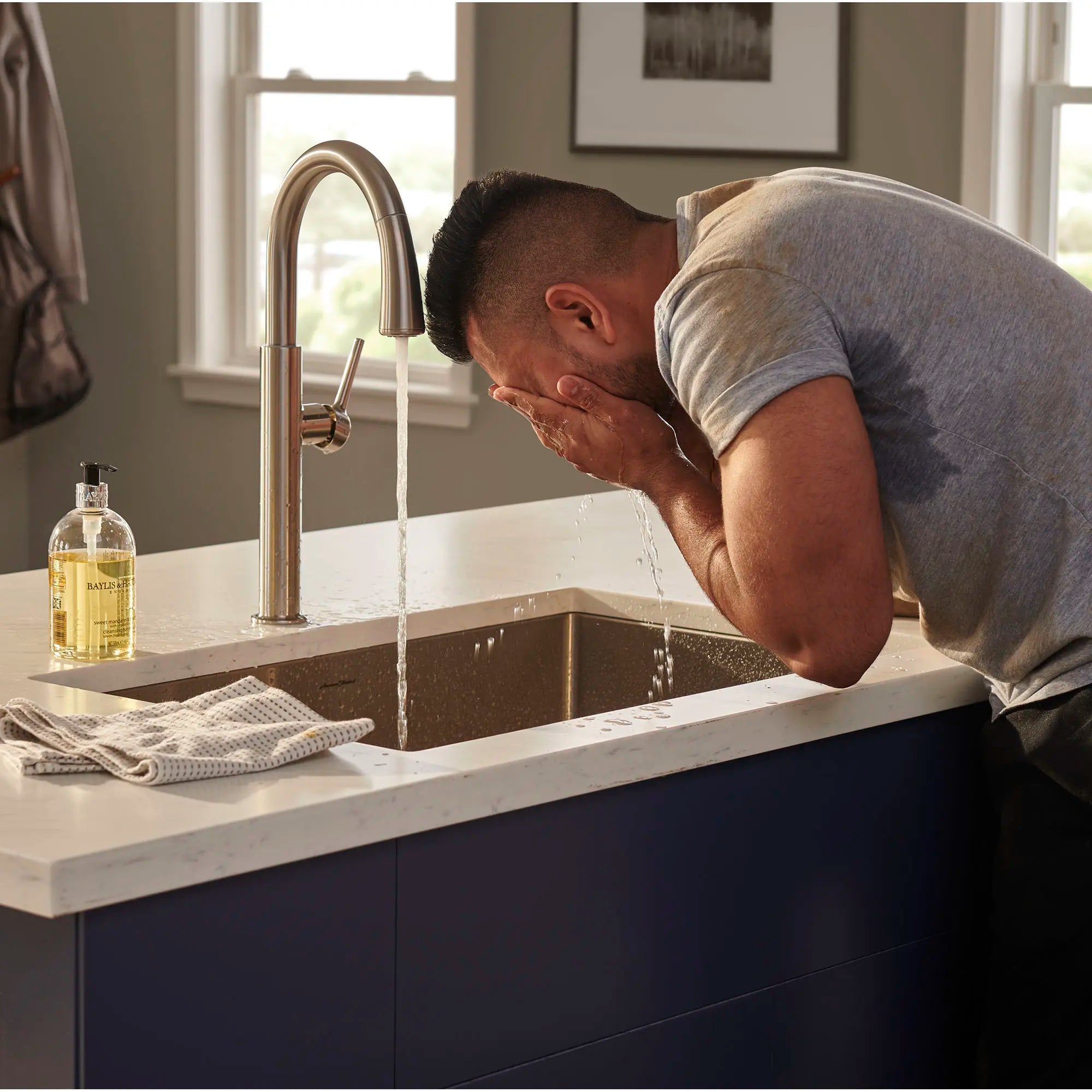 Robinet de cuisine rétractable Studio® S à jet double // INOX // 259806_L-4803300075_11_CDNwebp.webp