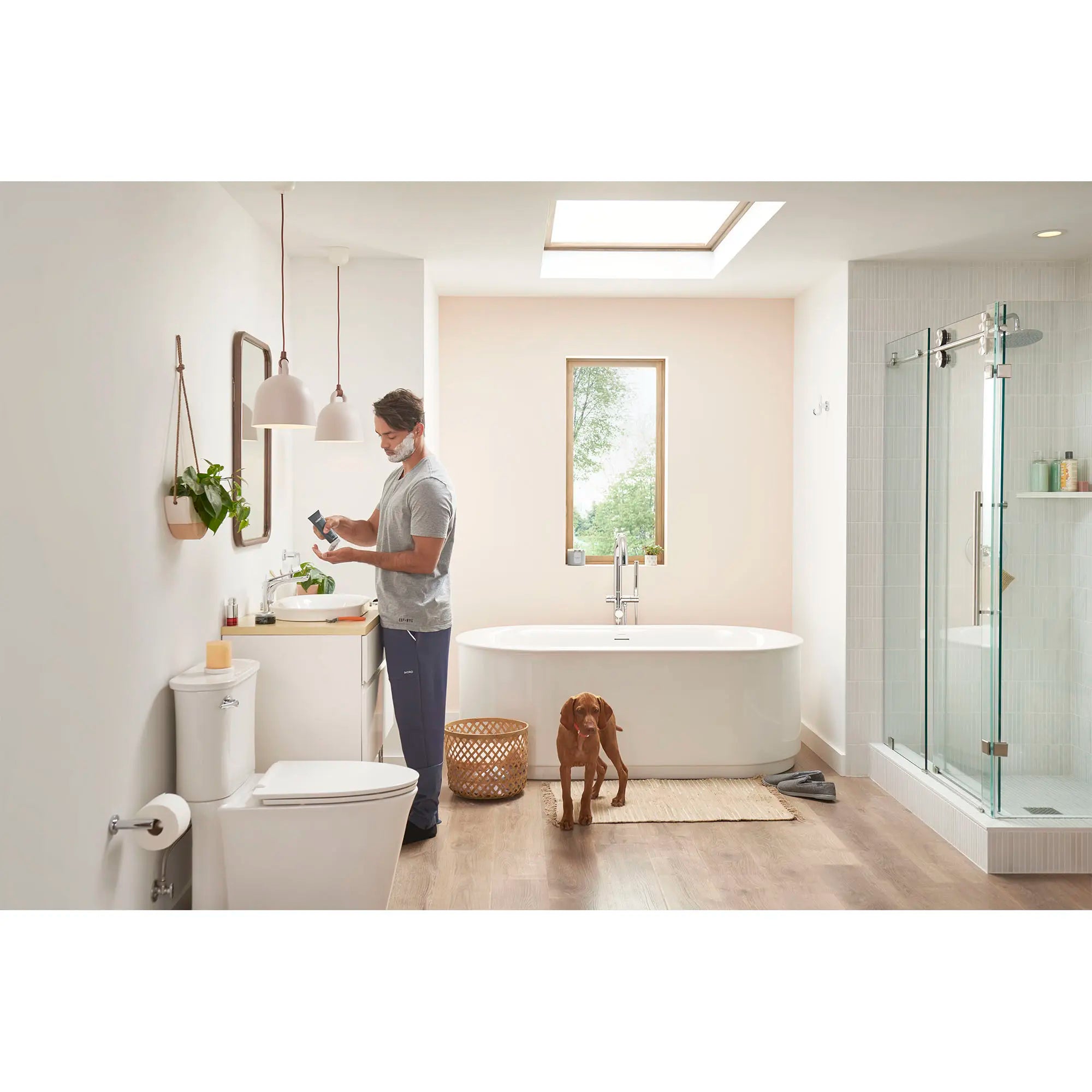 Ensemble de pieds de meuble-lavabo Studio® S // CHROME POLI // 259835_L-226AA104020_7105101002_1296000020_7813001478_8726033020_8722000002_T064951002_2549004020_TU105501002_TU105507002_CDNwebp.webp