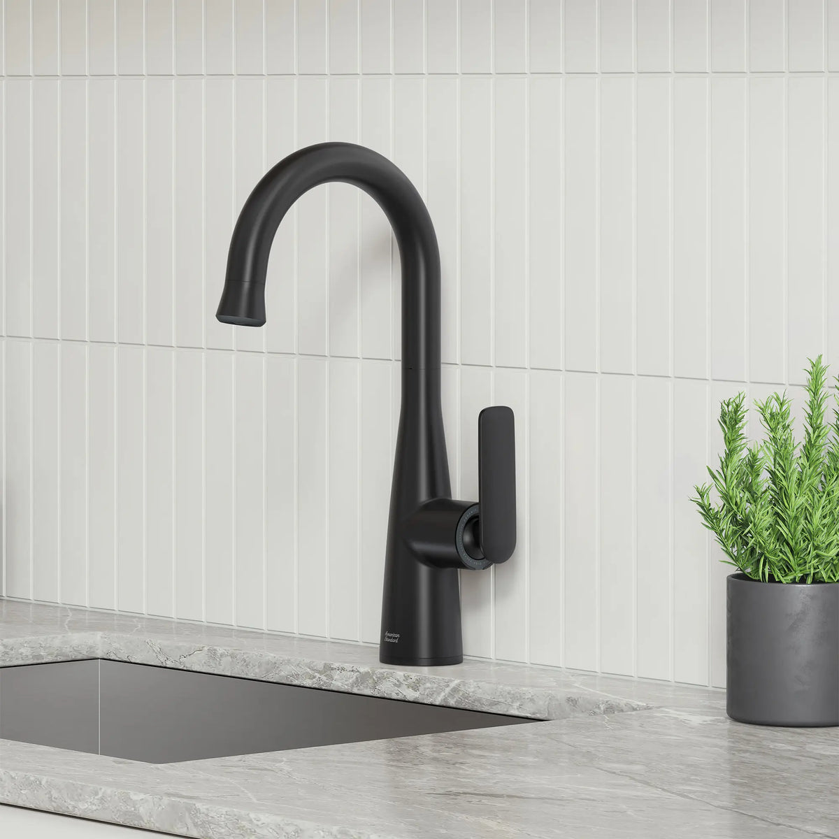 Robinet de bar à bec rétractable Aspirations  // NOIR MAT // 263023_Aspirations_EnvironmentCloseUpl_1048272430_0002_FEBURARY2025_0_CDNwebp_f4d7ee79-ee06-495c-a936-49f334dd8f26.webp