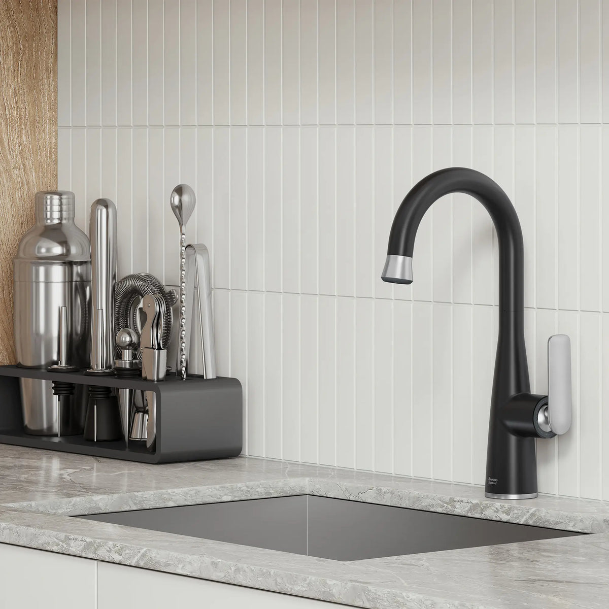 Robinet de bar à bec rétractable Aspirations  // NOIR MAT/INOX // 263025_Aspirations_EnvironmentCloseUpl_1048274230_0001_FEBURARY2025_0_CDNwebp_3326206b-2b90-4a78-8107-94ddfebb17ee.webp
