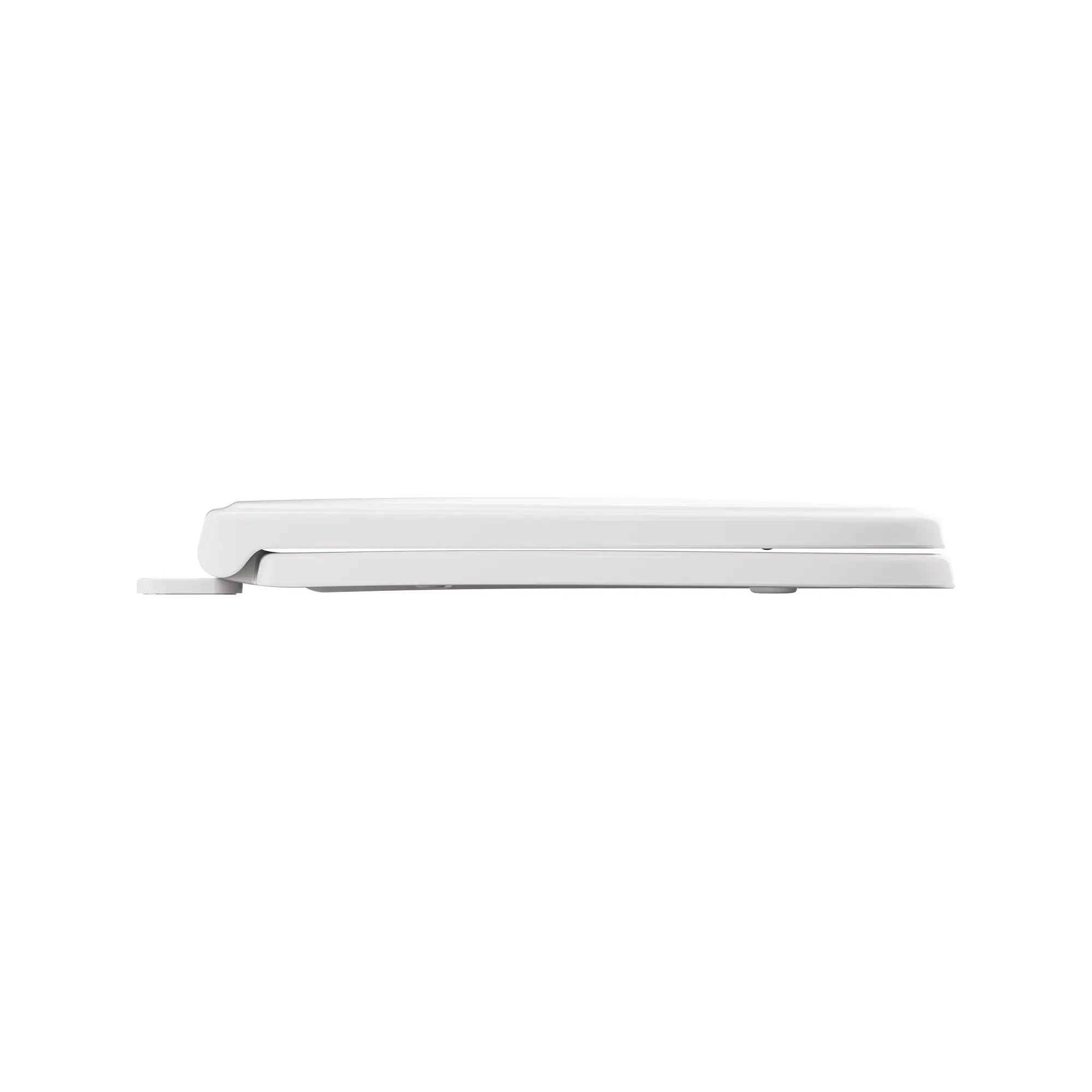 Siège pour cuvette allongée, style transitionnel, à fermeture lente et détachement facile // BLANC // 266880_Traditional_SiloSide_5024A65G.020_0001_June2025_0_CDNwebp.webp