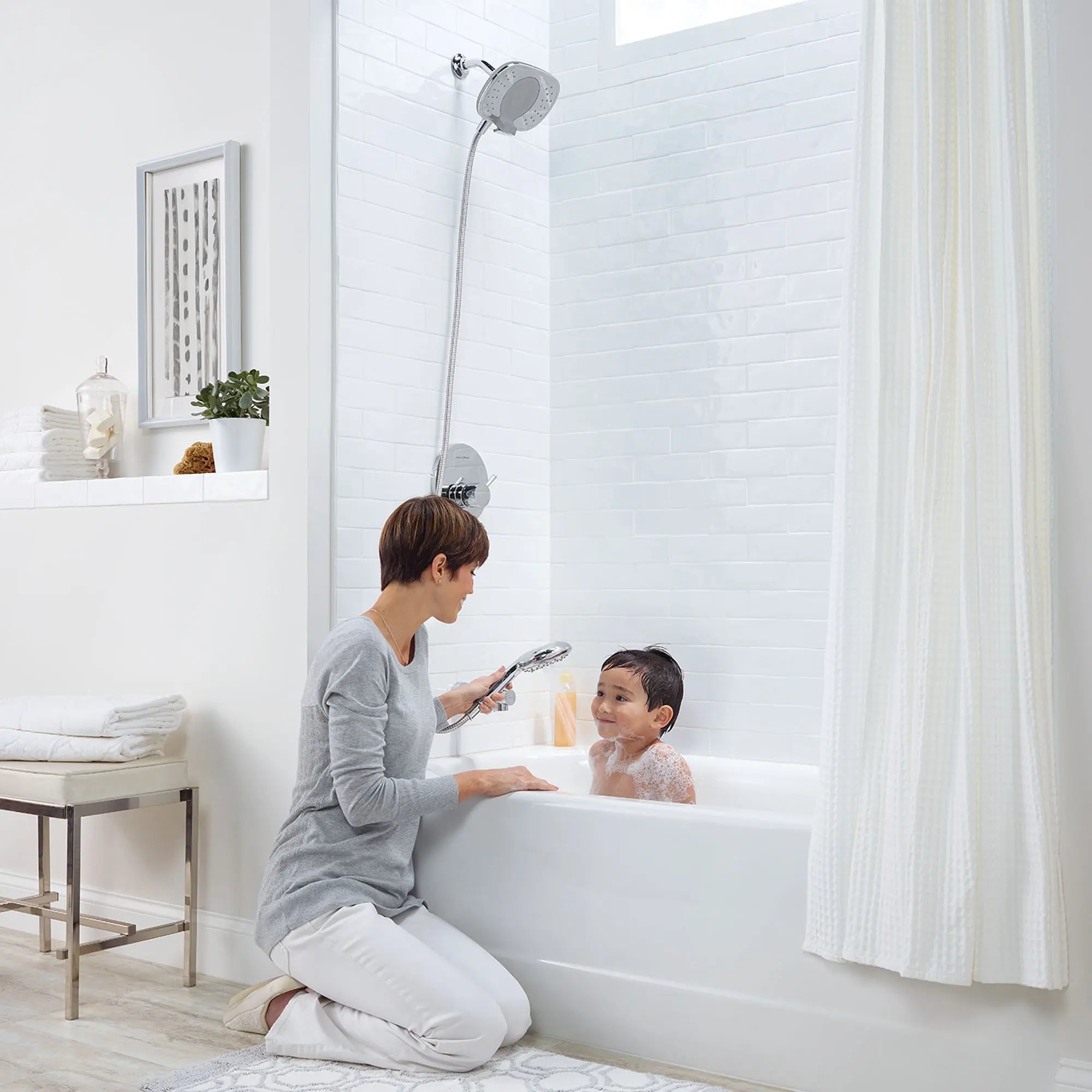 Douchette Spectra® Duo 2 en 1, 1,8 gpm/6,8 L/min // CHROME POLI // 33150_L-9038254002_0_CDNwebp.webp