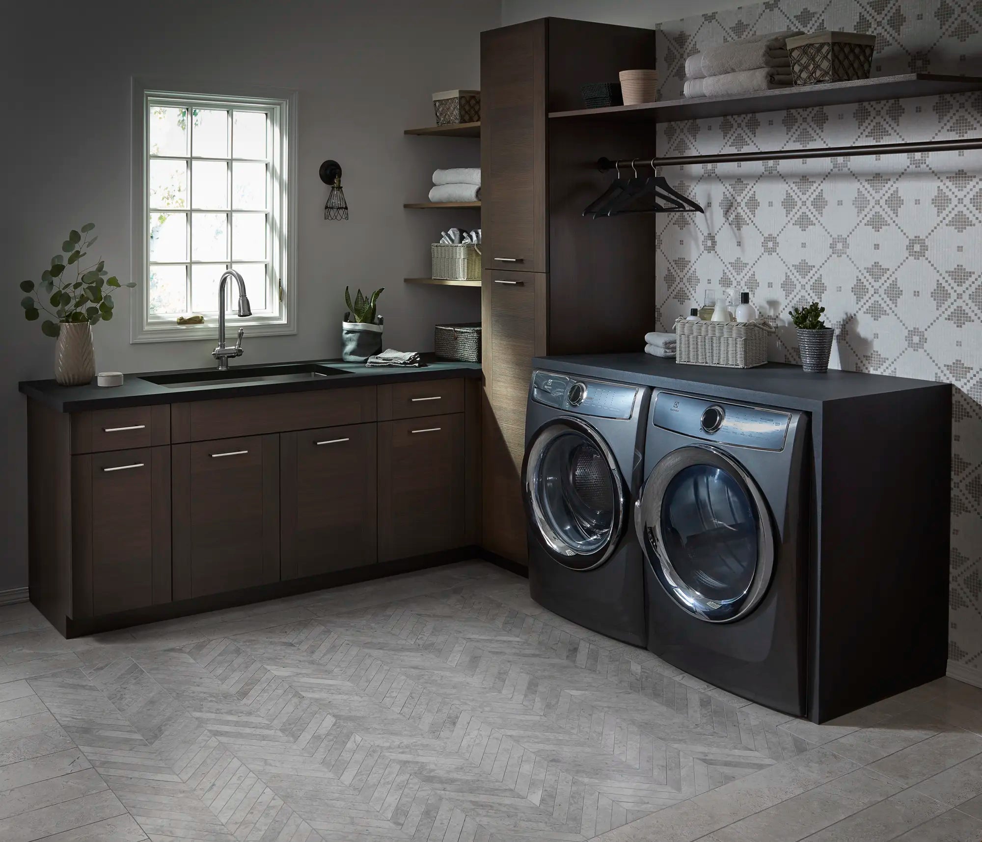 Évier de cuisine Pekoe® en acier inoxydable à cuve simple, à montage sous plan, 35 x 18 po // INOX // 40979_B-18SB10351800_0_CDNwebp.webp