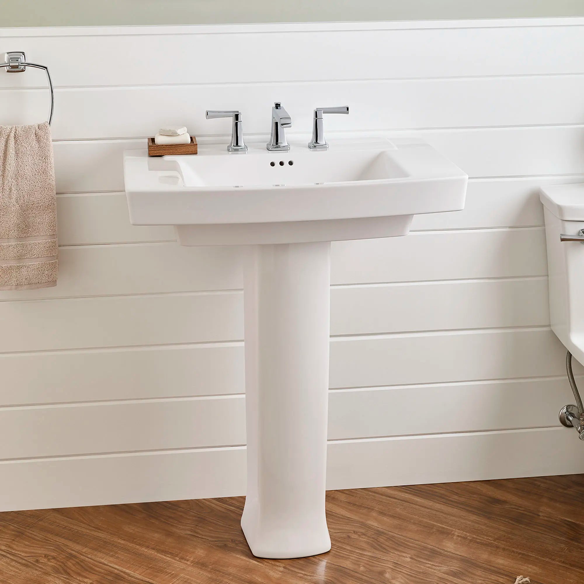 Combinaison de dessus et de pieds de lavabo sur colonne Townsend® de 8 po // 8 IN WIDESPREAD / BLANC // 41017_B-0328800020_1_0_CDNwebp.webp