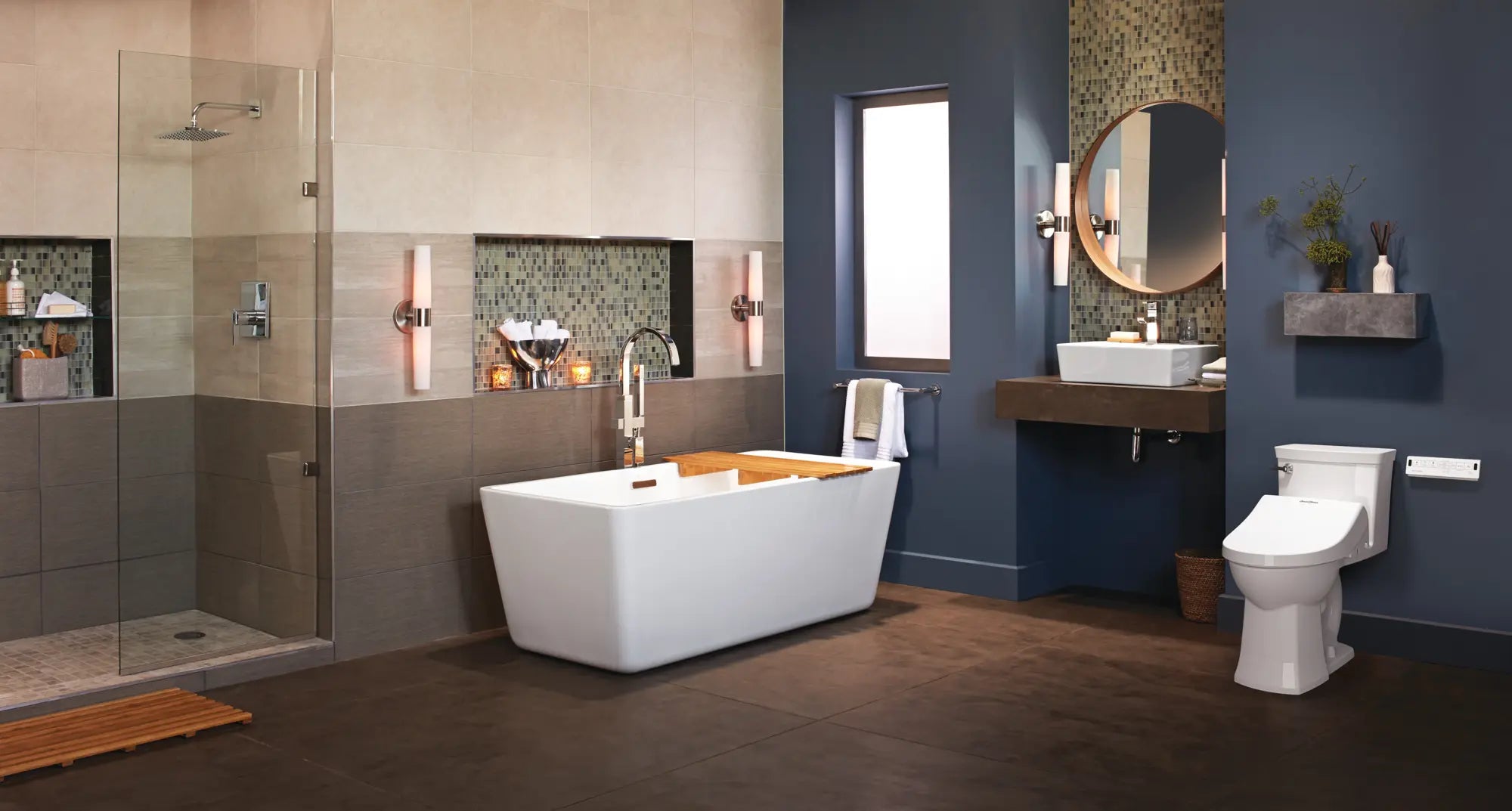 Siège SpaLet® Advanced Clean AC 2.0 - siège allongé avec couvercle à fermeture lente et télécommande // BLANC // 63009_8012A80GRC-020_PT07_0_CDNwebp_cb1cf308-2acd-40b8-8f74-387e3d1f87cb.webp