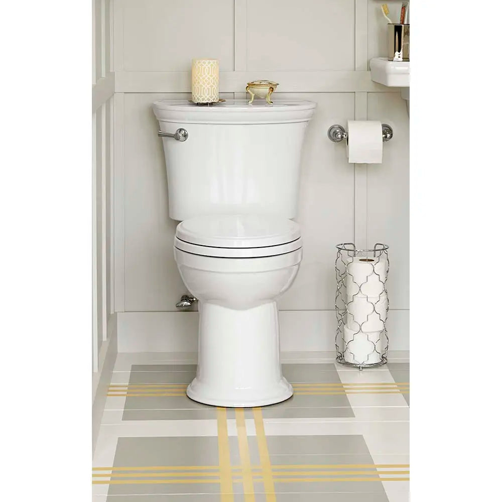 Toilette Heritage® VorMax®, 2 pièces, 1,28 gpc/4,8 lpc, à cuvette allongée à hauteur de chaise, sans siège // BLANC // 65714_B_205AA104020_CDNwebp_a6783c14-141f-49df-8089-fa95a26f6128.webp