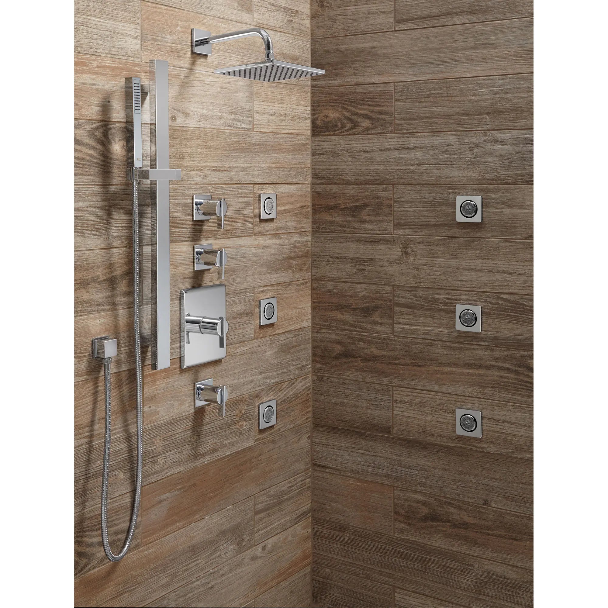 Douchette Times Square avec barre coulissante de 30 pouces, 2,5 gpm/9,5 L/min, à fonction simple // CHROME POLI // 68328_B-1662184002_02__1__CDNwebp.webp