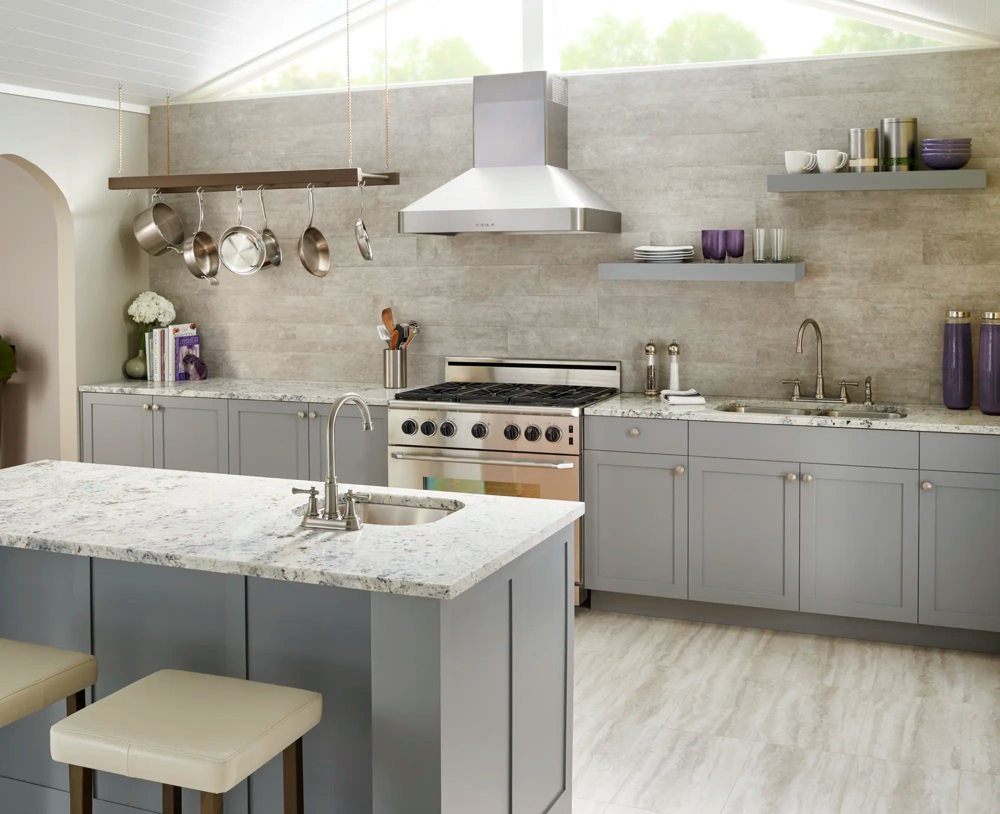 Évier de cuisine Culinaire en acier inoxydable à cuve double, à montage sous plan, 32-1/4 po // INOX // 68678_B-18DB9311800S075_18SB9181600S075_4285420075_4285420F15_4285551075_CDNwebp.webp