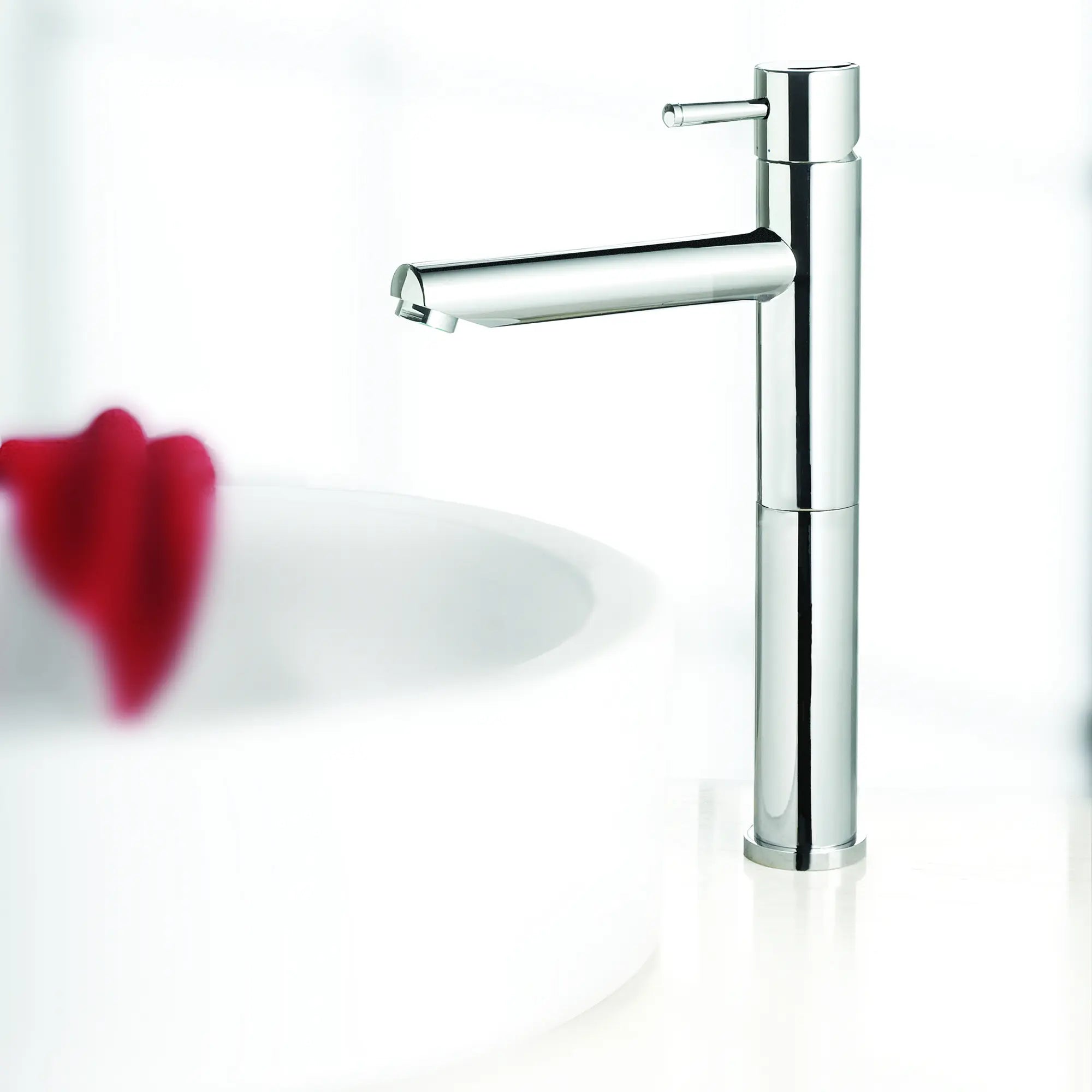 Serin®- Robinet de lavabo vasque monotrou à poignée unique 1,2 gpm/4,5 L/min avec poignée à levier // CHROME POLI // 69783_B-2064152002_03_CDNwebp.webp