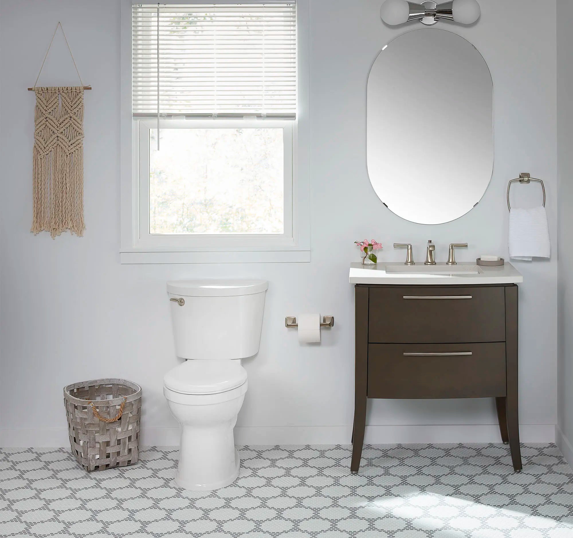 Meuble-lavabo pour lavabo American Standard® Townsend® // GRIS FUMÉ // 69881_B-211AA104020_9036030475_7353841295_CDNwebp.webp