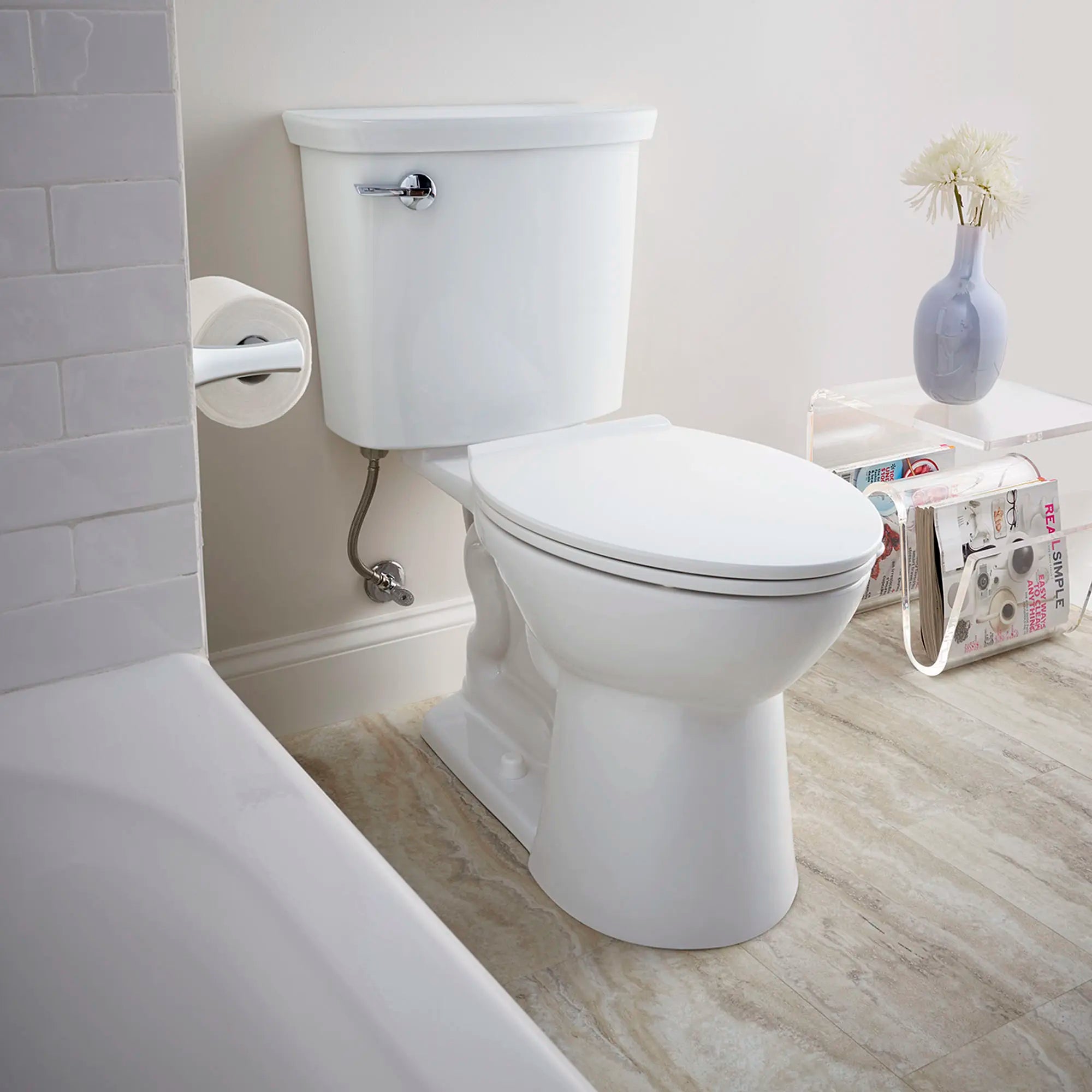 Toilette VorMax®, 2 pièces, 1.0 gpc/3.8 lpc, à cuvette allongée à hauteur de chaise, sans siège // BLANC // 70264_B-238AA114020_1__3__CDNwebp.webp