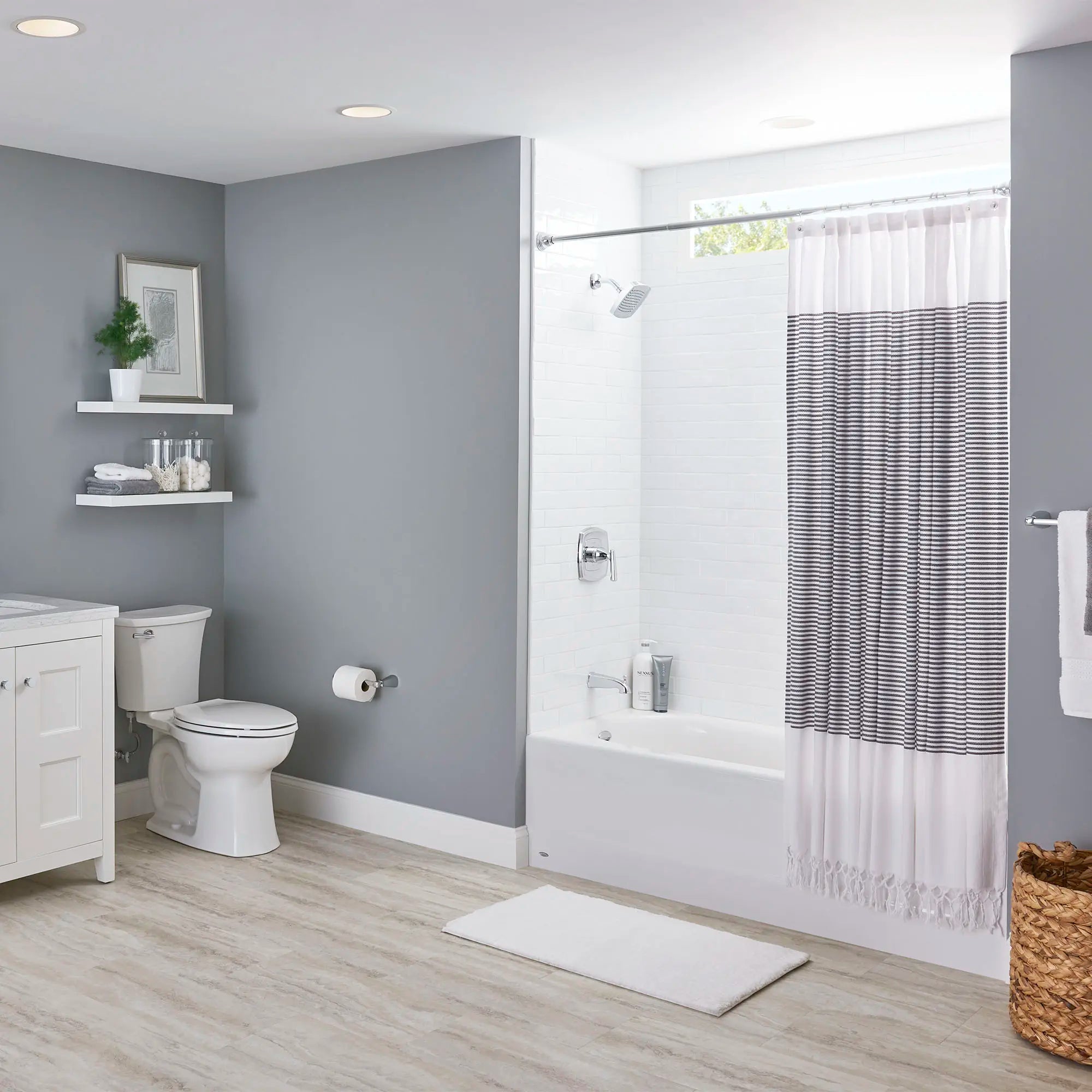 Baignoire Princeton® Americast® 60 x 30 po avec tablier intégré, plomberie hors-sol et renvoi à gauche // BLANC // 70348_B-2392202020_CDNwebp.webp