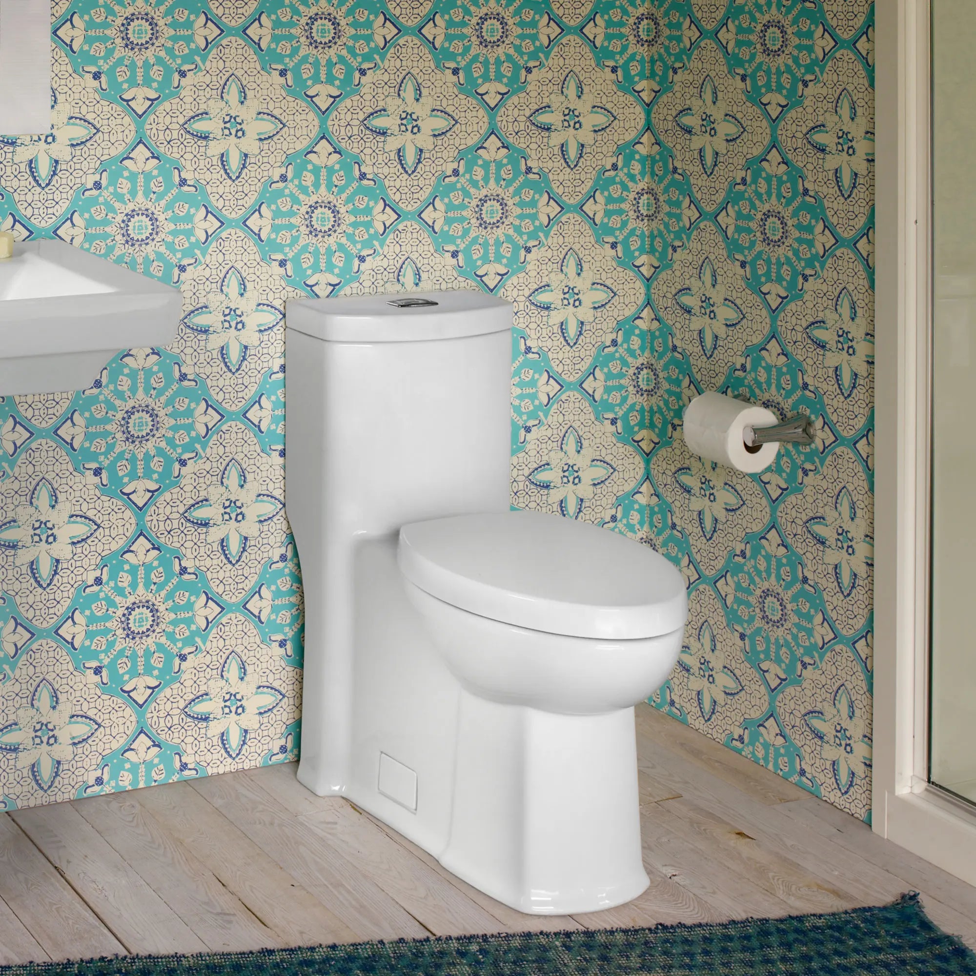 Toilette monopièce Boulevard, chasse double, 1,6 gpc/6,0 lpc et 1,1 gpc/4,2 lpc, à cuvette allongée à hauteur de chaise avec siège // BLANC // 71409_B-2891200020_CDNwebp.webp