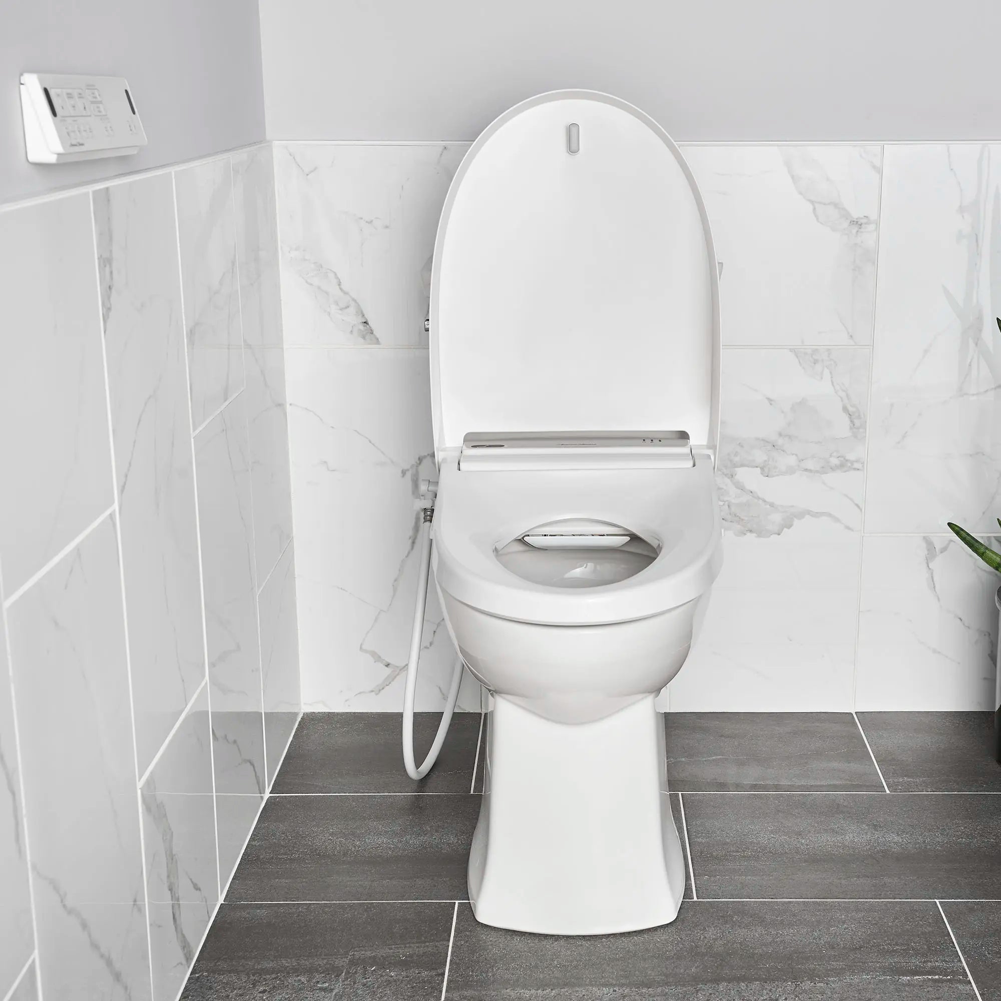 Advanced Clean 3.0 SpaLet® - siège de bidet électrique avec télécommande // BLANC // 71497_B-2922A104020_8018A60GRC020_1_CDNwebp.webp