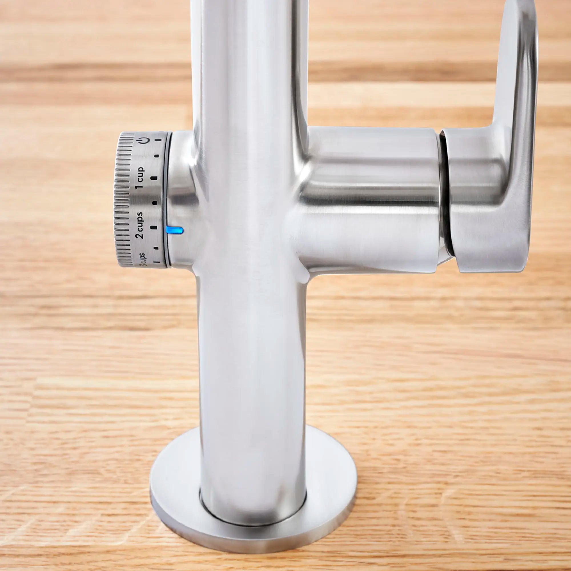 Robinet de cuisine rétractable Beale MeasureFill à deux poignées et jet double, 1,5 gpm (5,7 L/min) et cadran MeasureFill // INOX // 73663_B-4931360075_Indicator_1_CDNwebp.webp