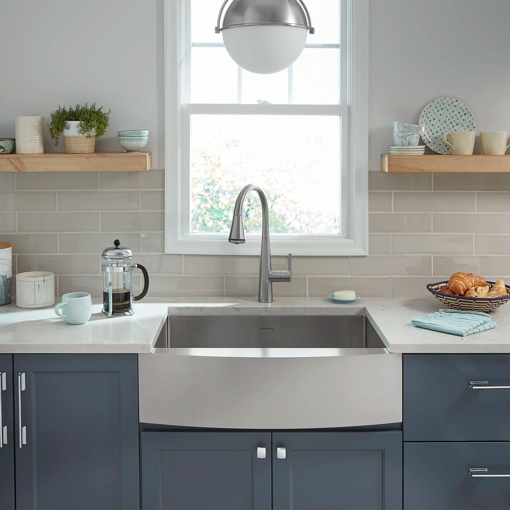 Robinet de cuisine Edgewater® à monocommande et jets multiples, 1,8 gpm (6,8 L/min) // INOX // 73892_B-4932300075_1_CDNwebp.webp