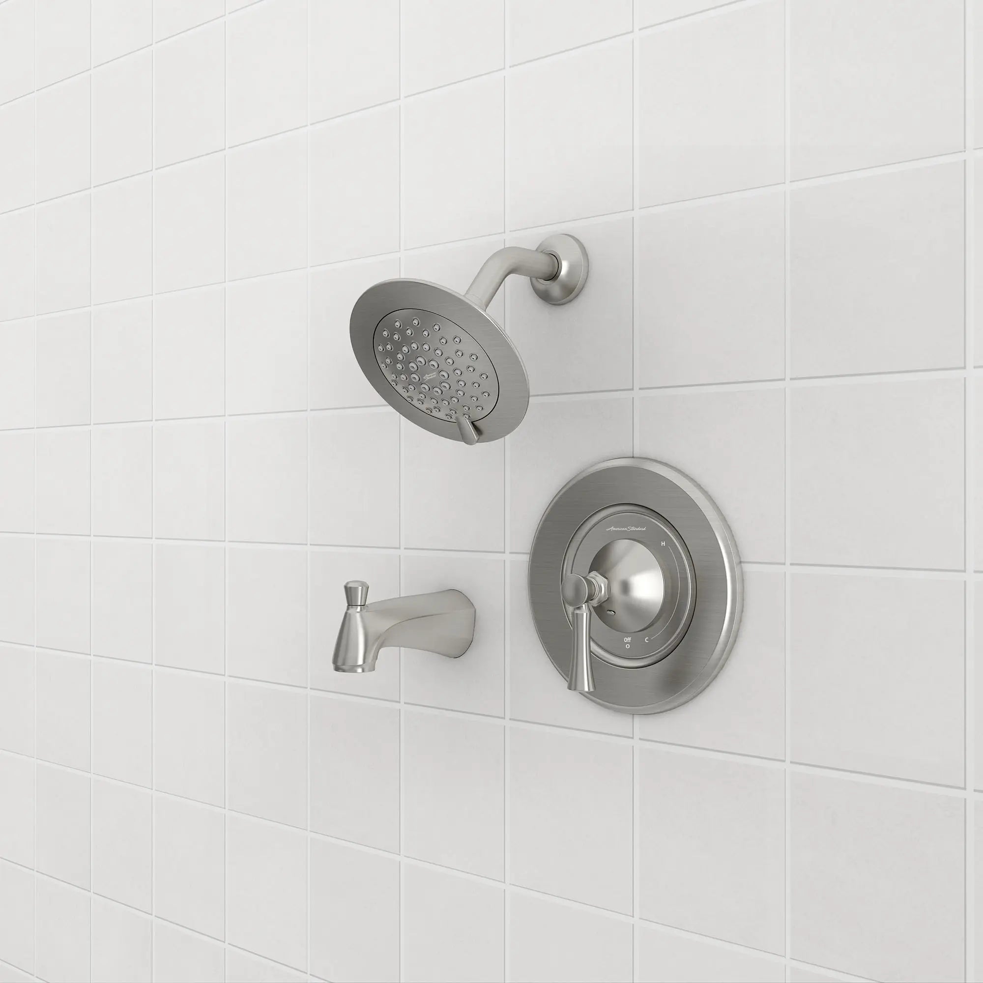 Ensemble de robinetterie pour baignoire et douche Chancellor 1,8 GPM avec cartouche de robinet à disque en céramique et poignée à levier // BRUSHED NICKEL // 75683_B-7022502295_CDNwebp.webp
