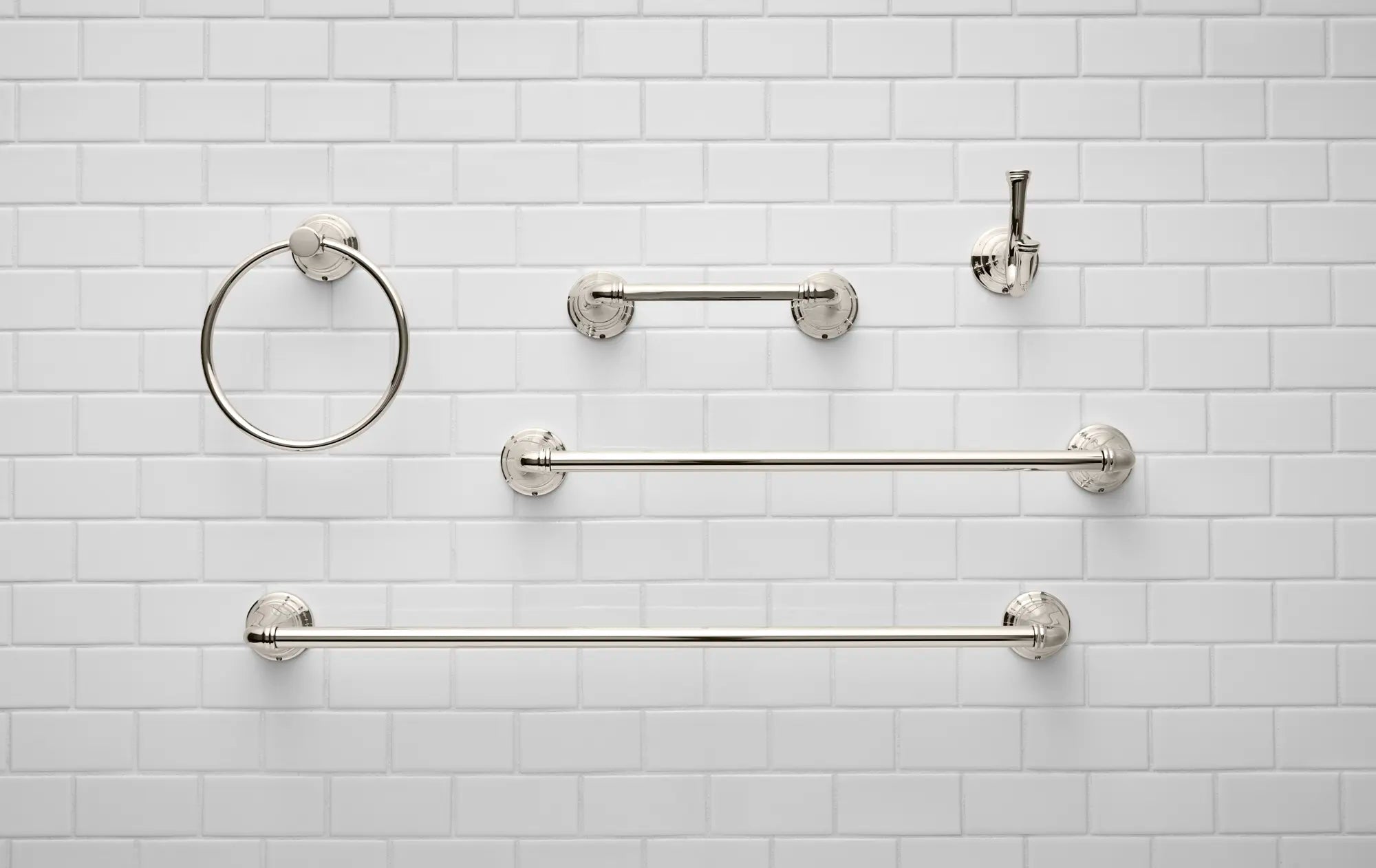 Delancey® - Porte-papier hygiénique // NICKEL POLI // 76217_B-7052190013_7052230013_7052210013_7052018013_7052024013_CDNwebp.webp