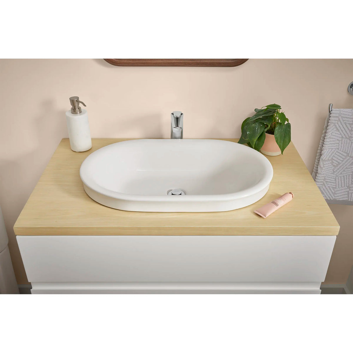 Studio® S - Robinet de salle de bain, 4,5 L/min/1,2 gpm avec poignée à levier // CHROME POLI // 76517_B-7105101002_1296000020_7813001478_8726033020_CDNwebp.webp