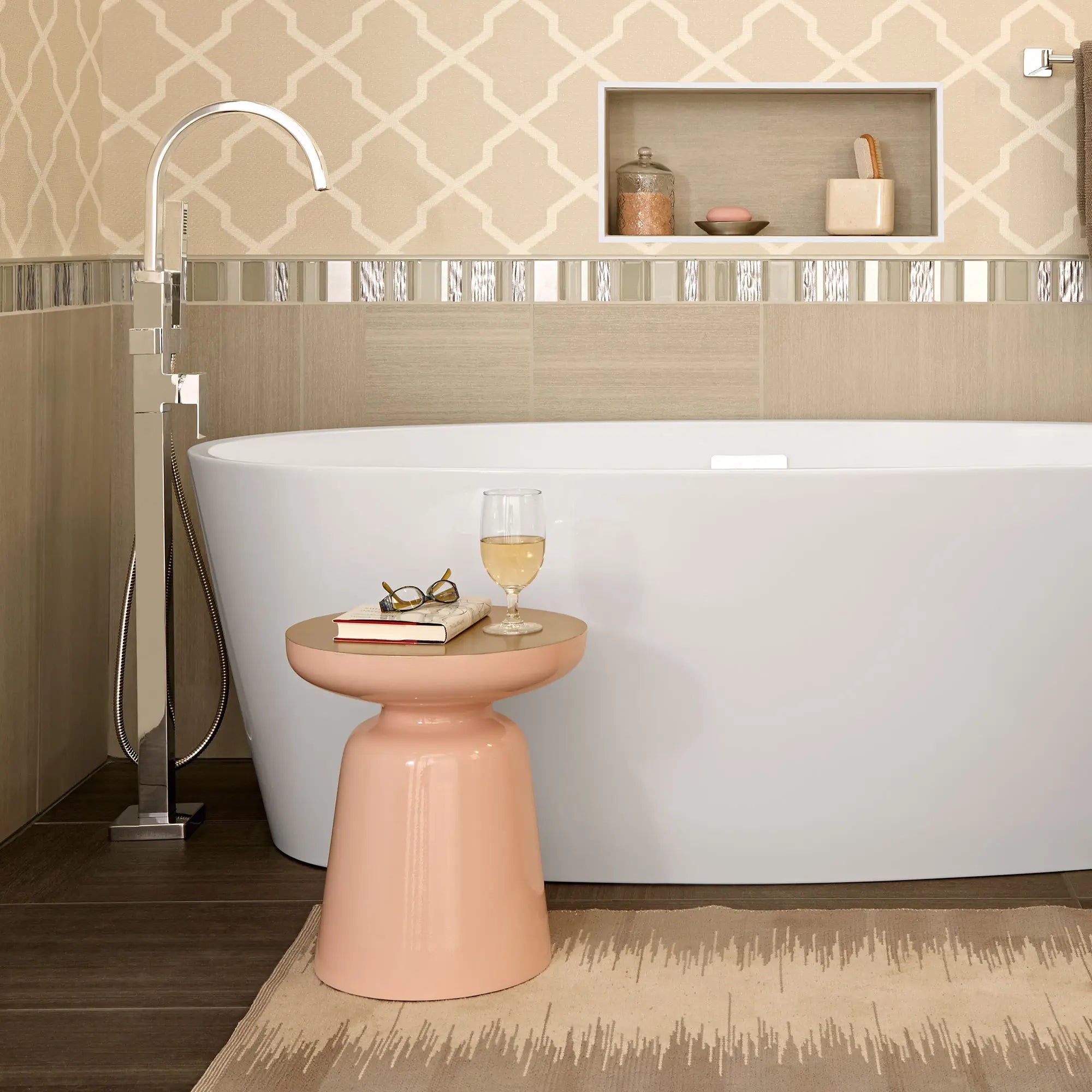 Times Square - Robinet de baignoire autoportant carré contemporain avec douchette for Flash® Rough-in Valve with Lever Handle // POLISHED CHROME // 77152_B-7184951002_CDNwebp.webp