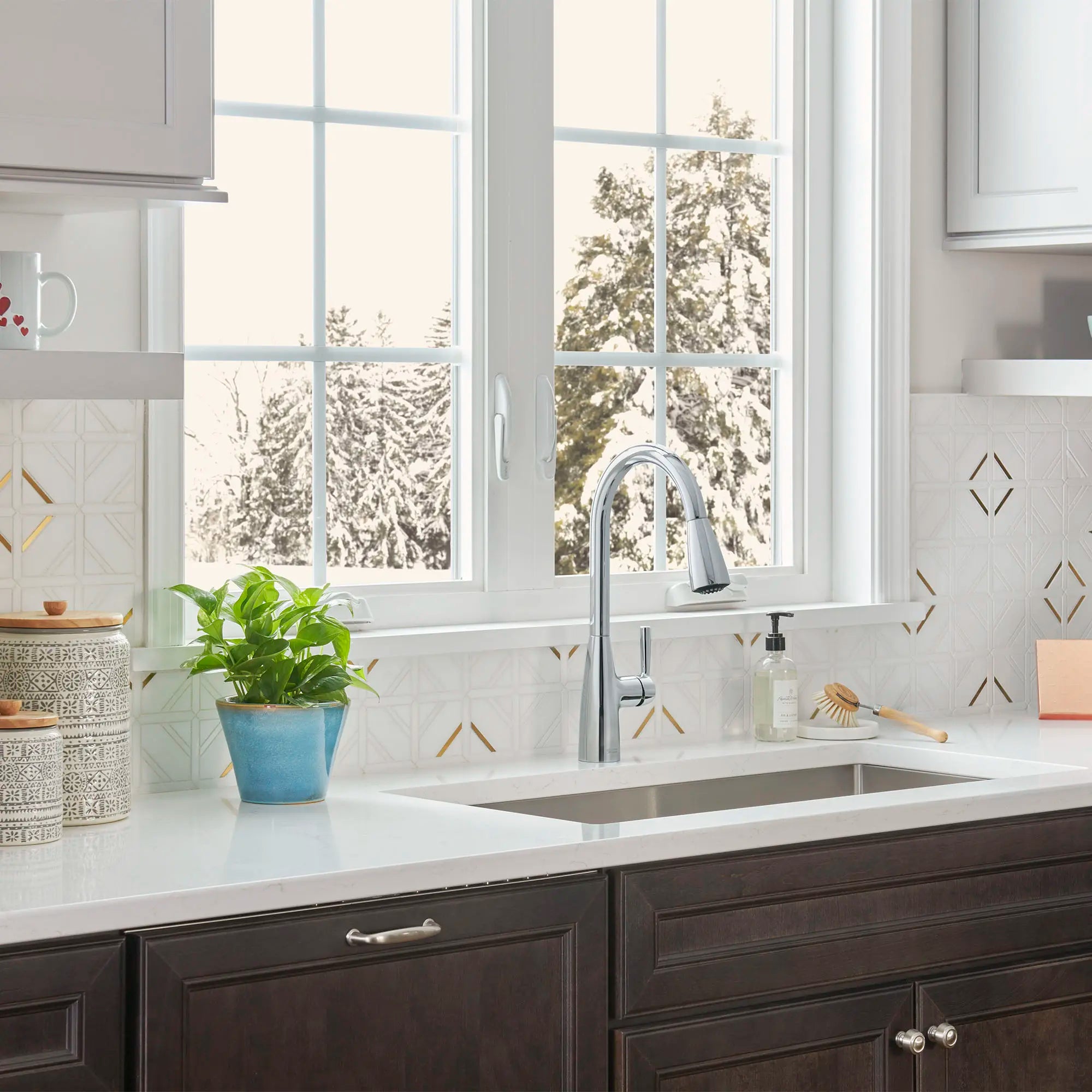 Robinet de cuisine Fairbury monocommande à douchette double, 1,8 gpm/6,8 L/min, avec poignée à levier // CHROME POLI // 78780_B-7418300002_1_CDNwebp.webp