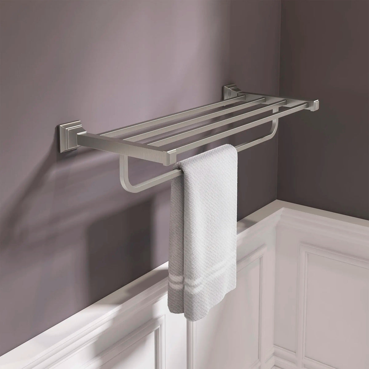 Town Square® S - Tablette à barres de 24 po // NICKEL BROSSÉ // 79696_B-7455260295_CDNwebp.webp