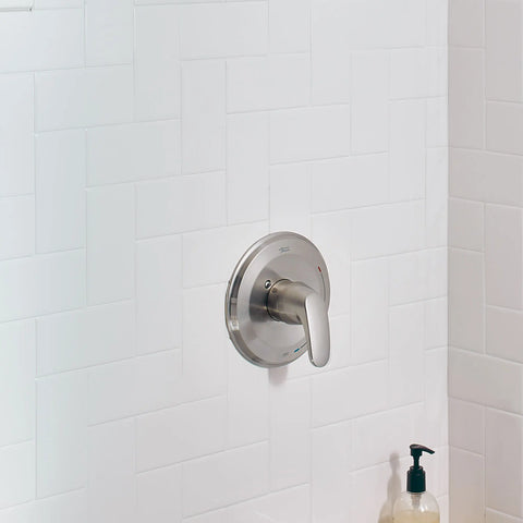 Colony®PRO Bath and Garniture de douche Kit