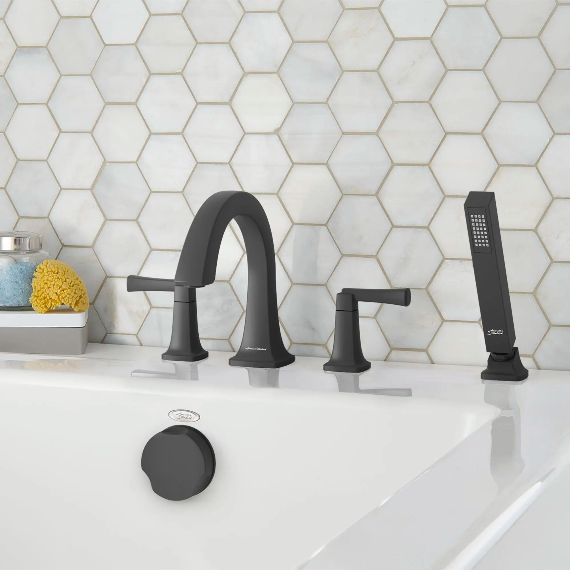 Townsend® - Robinet de baignoire à poignées à levier avec douchette pour robinet brut Flash® // NOIR MAT // 87122_B-T353901.243_CDNwebp.webp