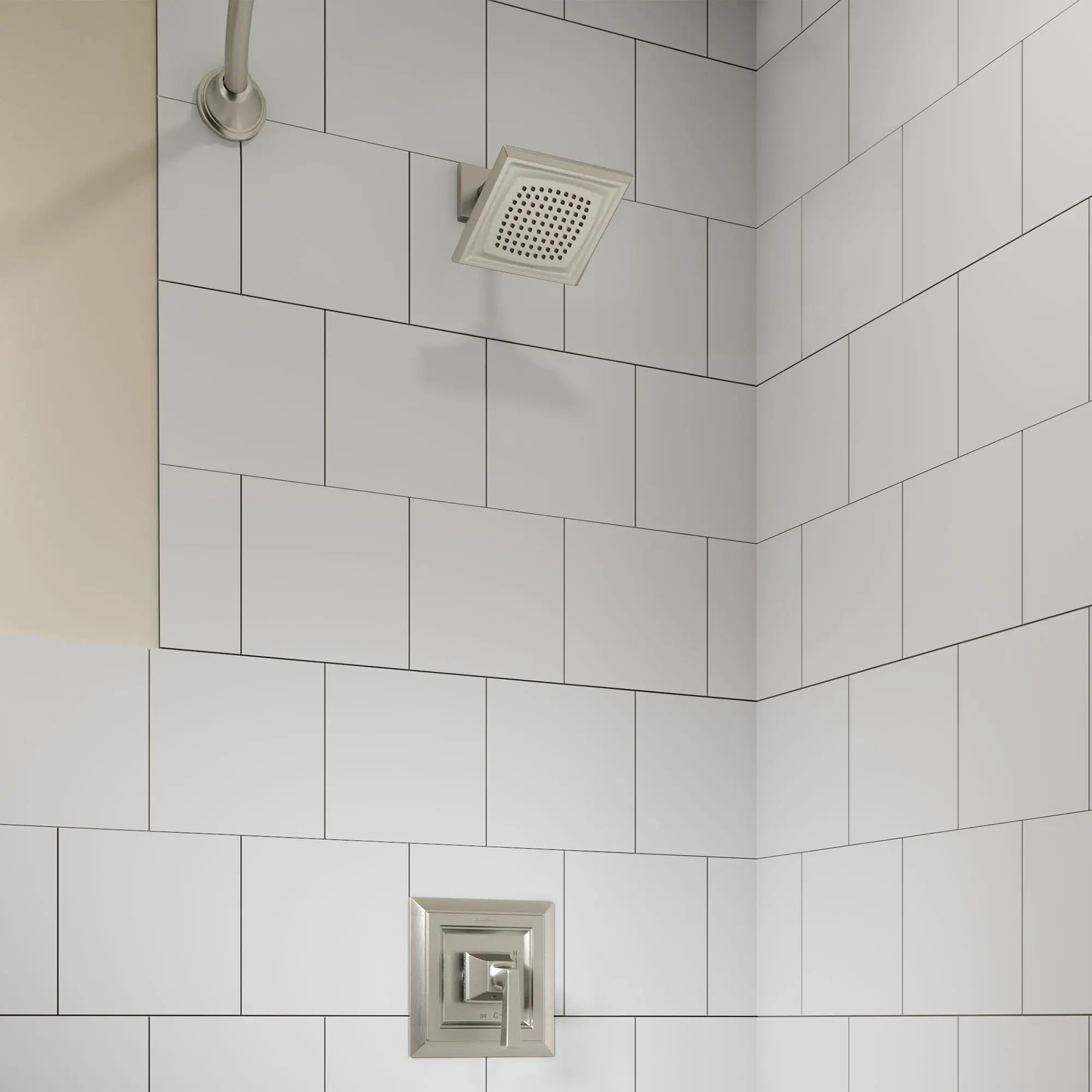 Town Square® S - Ensemble de robinetterie pour douche 2,5 gpm/9,5 L/min incluant une pomme de douche à fonction unique, une cartouche à pression équilibrée en double céramique et une poignée à levier // SHOWER / 2.5 GPM / NICKEL BROSSÉ // 87316_B-T455501295_CDNwebp_8970c20e-d944-41eb-b079-7c9cc0149b10.webp