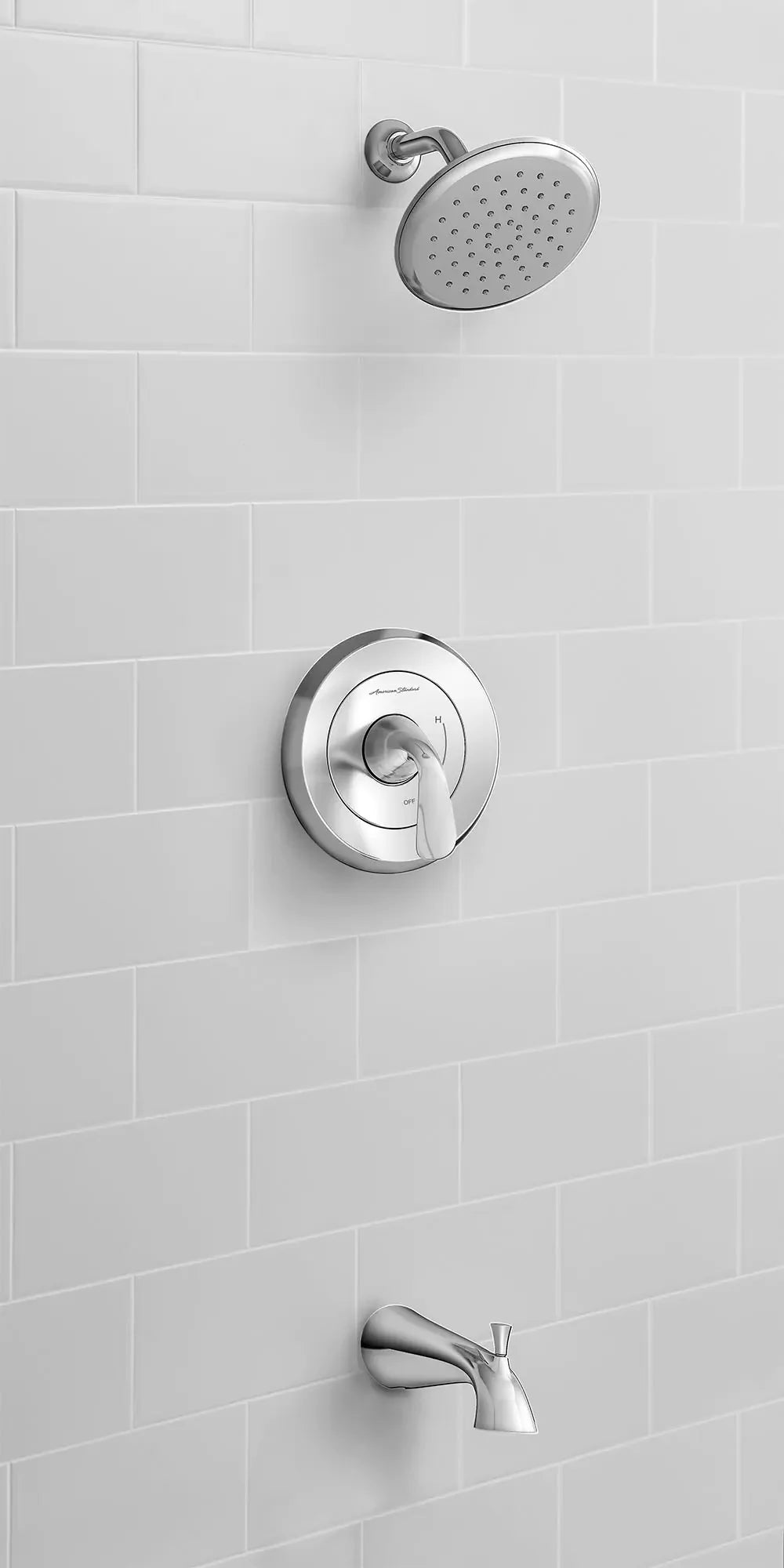 Fluent® - Ensemble de robinetterie pour baignoire/douche 1,8 gpm/6,8 L/min incluant une pomme de douche à économie d'eau, une cartouche à pression équilibrée en double céramique et une poignée à levier // CHROME POLI // 88143_B-TU186508002_CDNwebp.webp