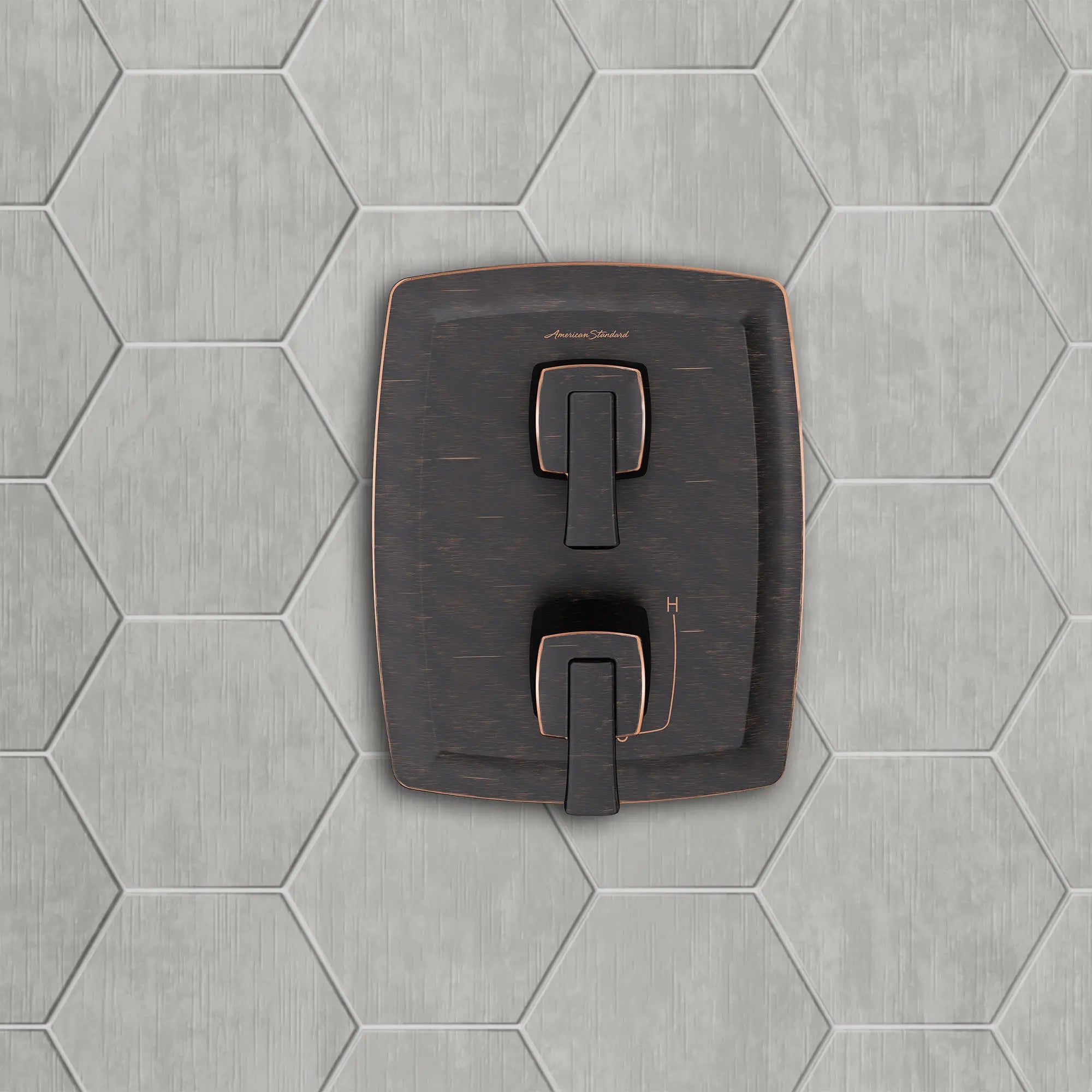 Townsend® - garniture d'inverseur de douche intégré à 2 poignées seulement // BRONZE LEGACY // 88244_B-TU353740.278_CDNwebp.webp