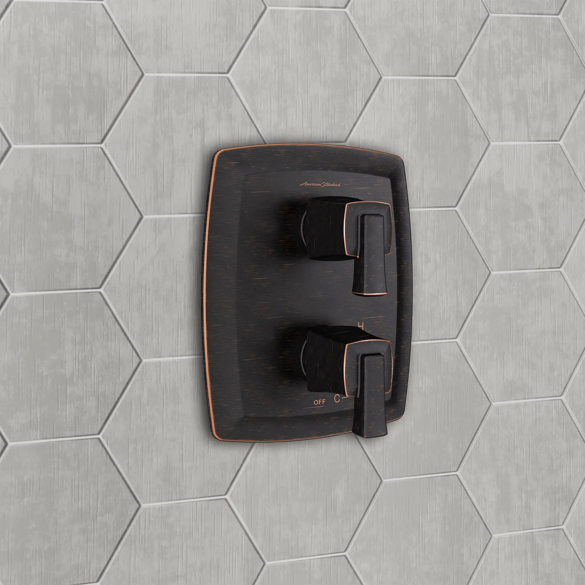 Townsend® - garniture d'inverseur de douche intégré à 2 poignées seulement // BRONZE LEGACY // 88246_B-TU353740.278_1_CDNwebp.webp