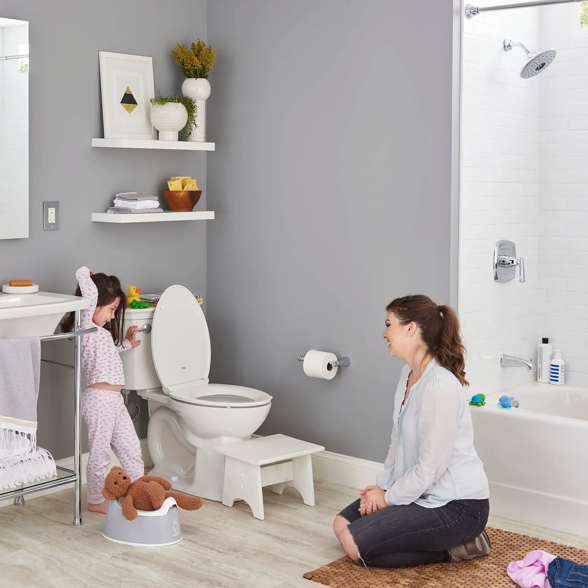 Pomme de douche Spectra® Duo 1,8 GPM 4 fonctions 2 en 1 // CHROME POLI // 88532_C_4279410075_7018018002_7018190002_7018230002_204AA104020_2392202020_1698254002_2_1__CDNwebp.webp